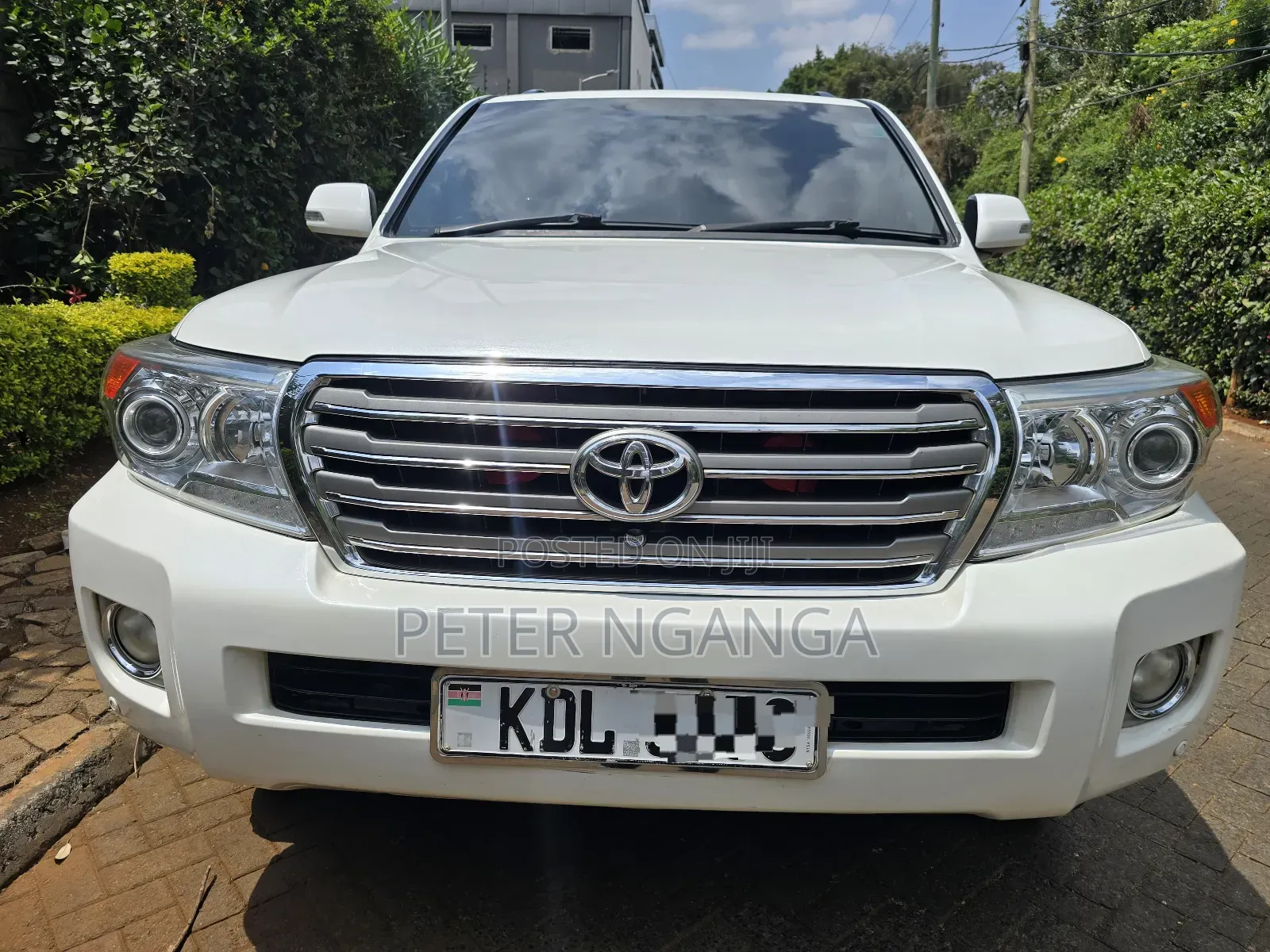 Toyota Land Cruiser 2015 White