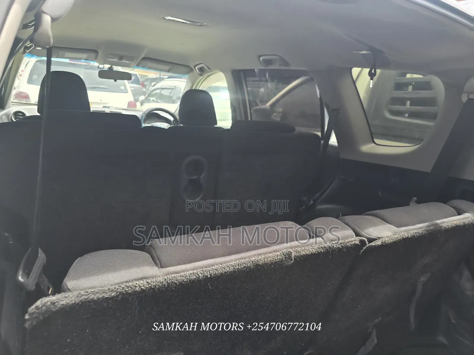 Toyota Vanguard 2011 White