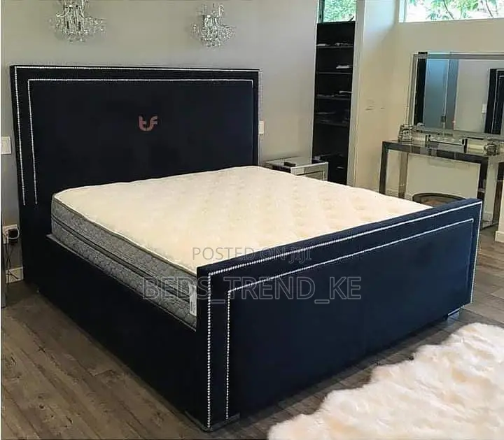 6 by 6 Ft Ceremonial Modern Bed