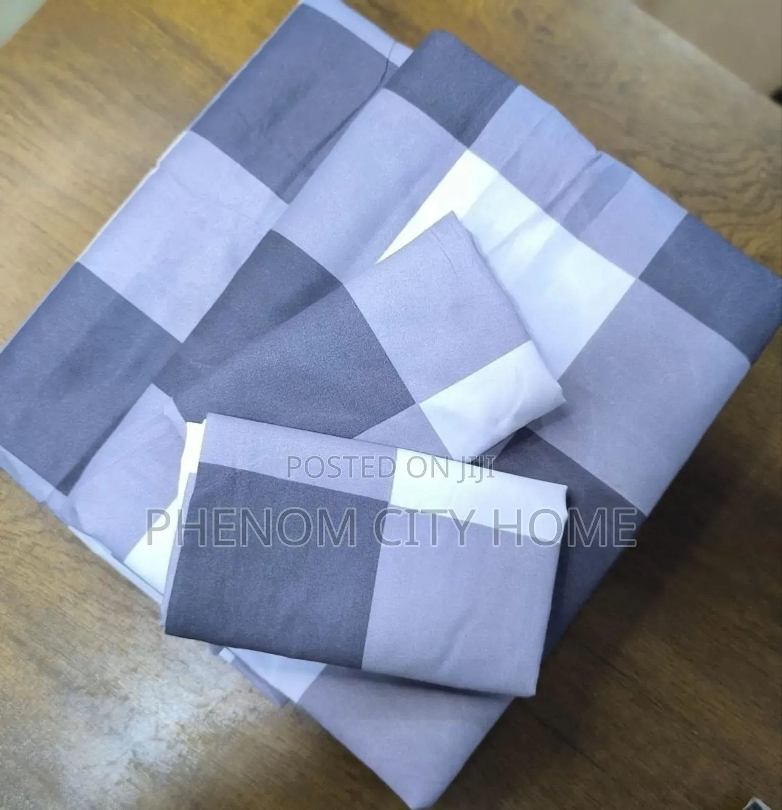 Patterned Quality Bedsheet Set