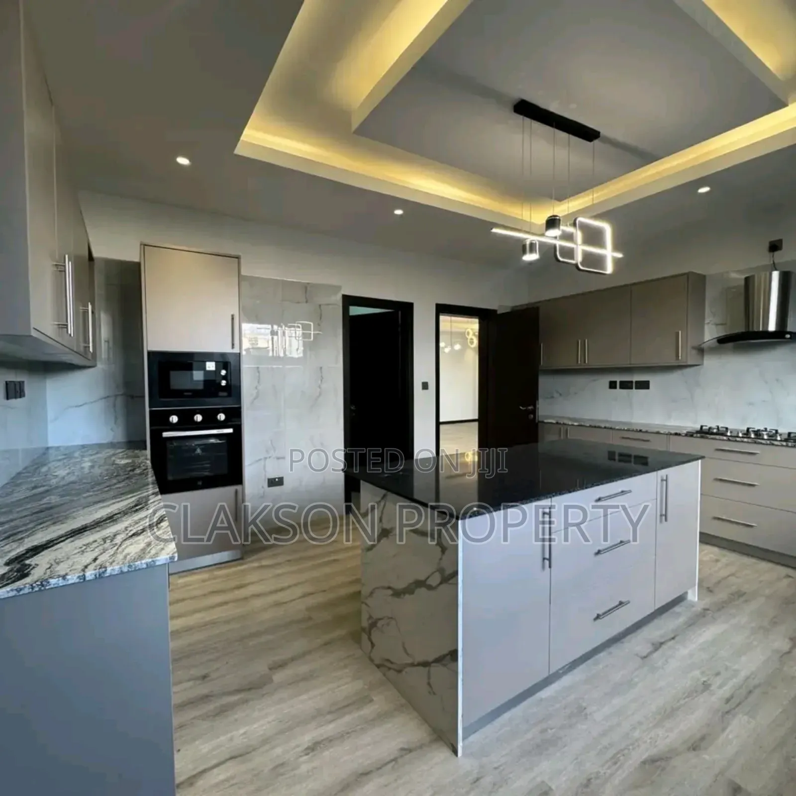 5bdrm Apartment in Parkland, Parklands/Highridge for rent
