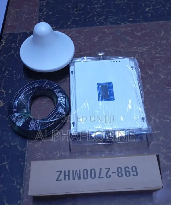 5-G Phone Network Signal Booster GSM Signal Boosters Triband