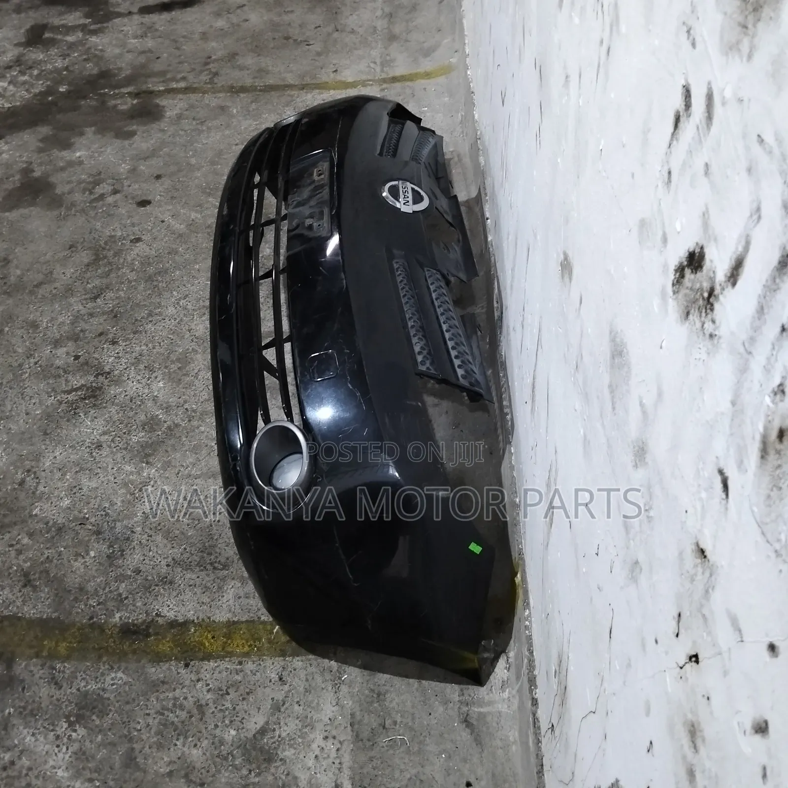 Nissan Note 2004/2006 Front Bumper Complete With Fog Lamps