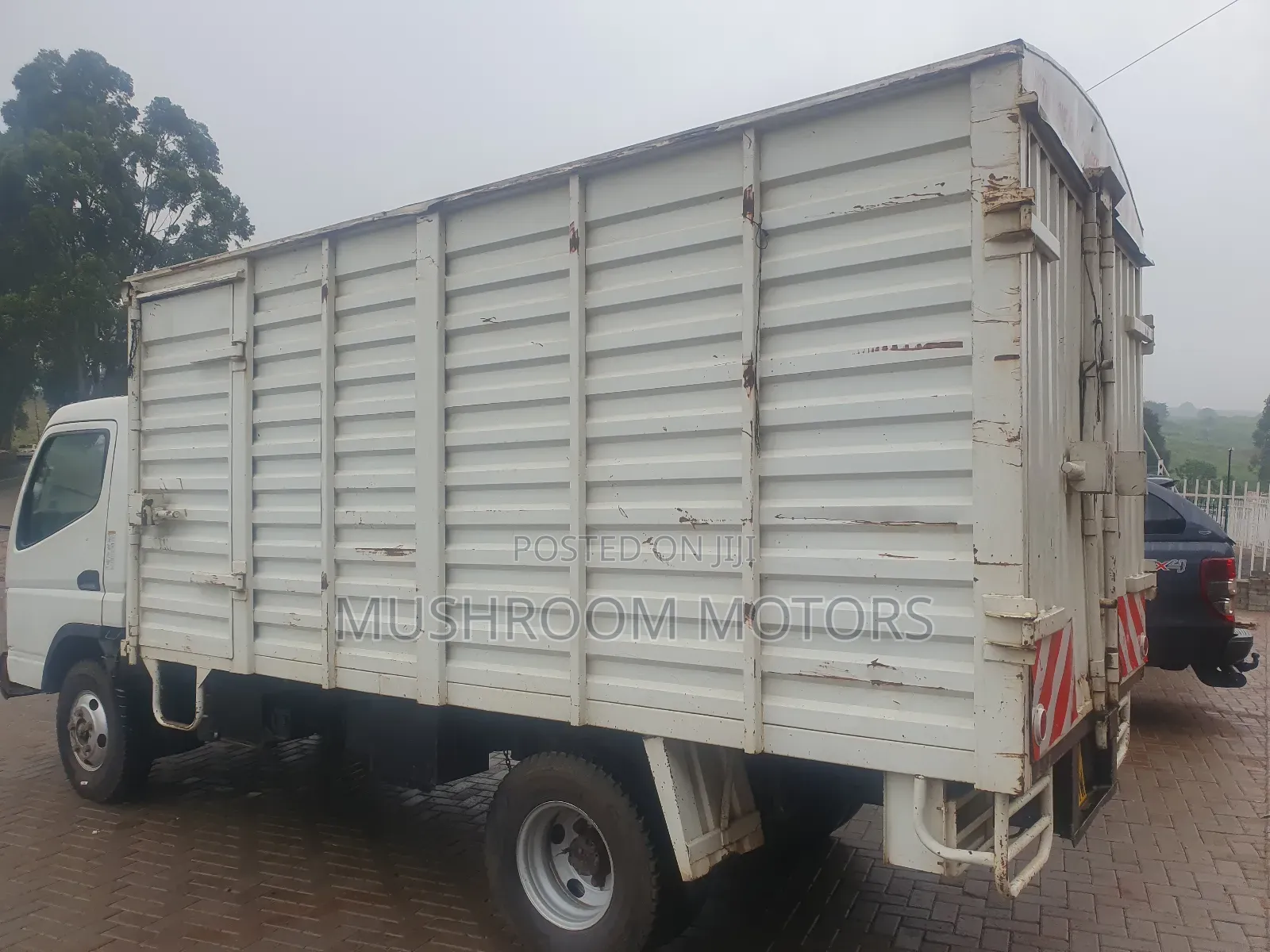 Mitsubishi Canter