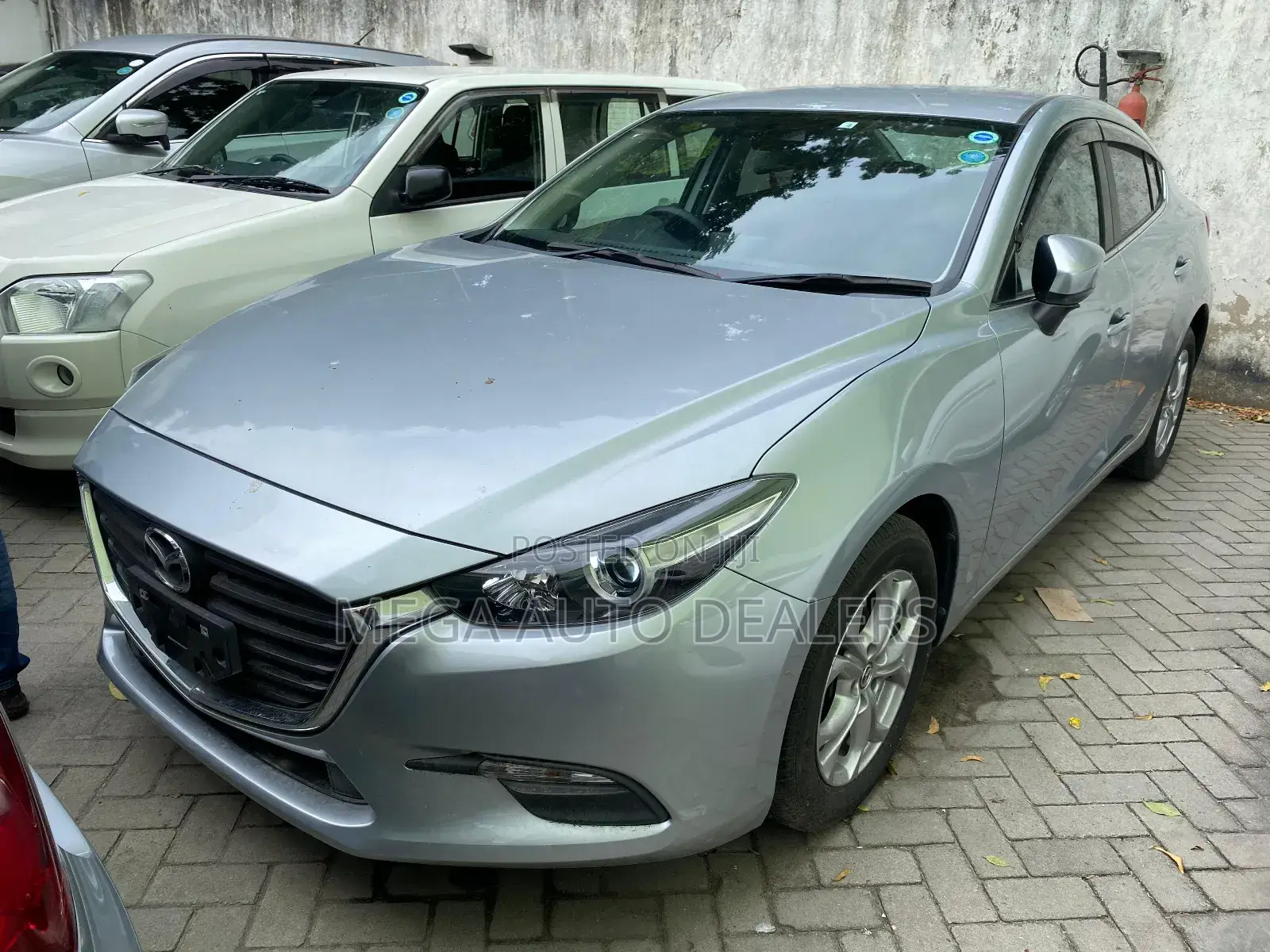 Mazda Axela 2018 Silver