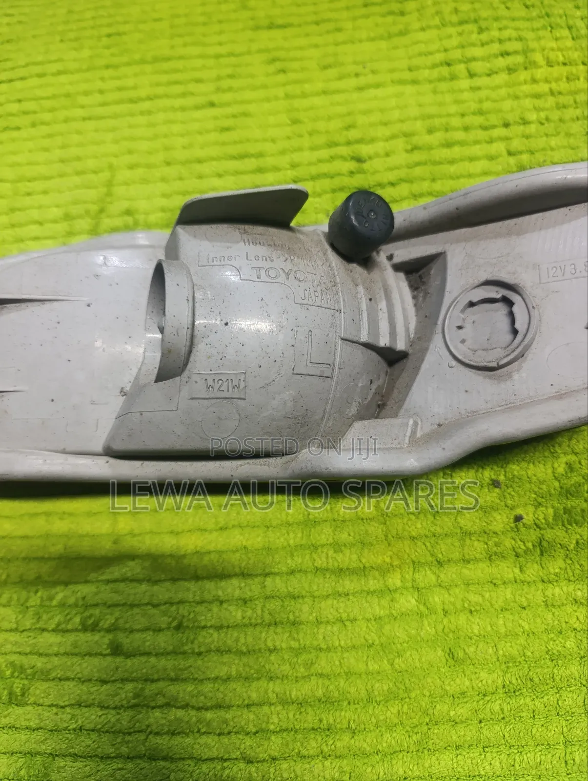 Reflector For Toyota Harrier Left Side