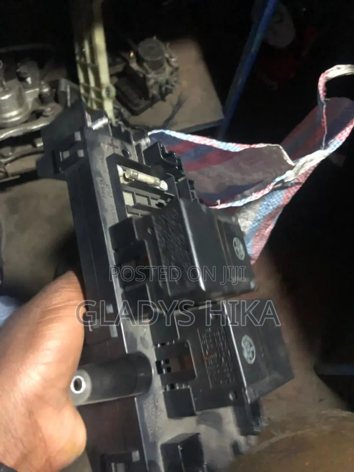 Unit Charger Battery Hybrid for Toyota Sai,Camri,Dyna