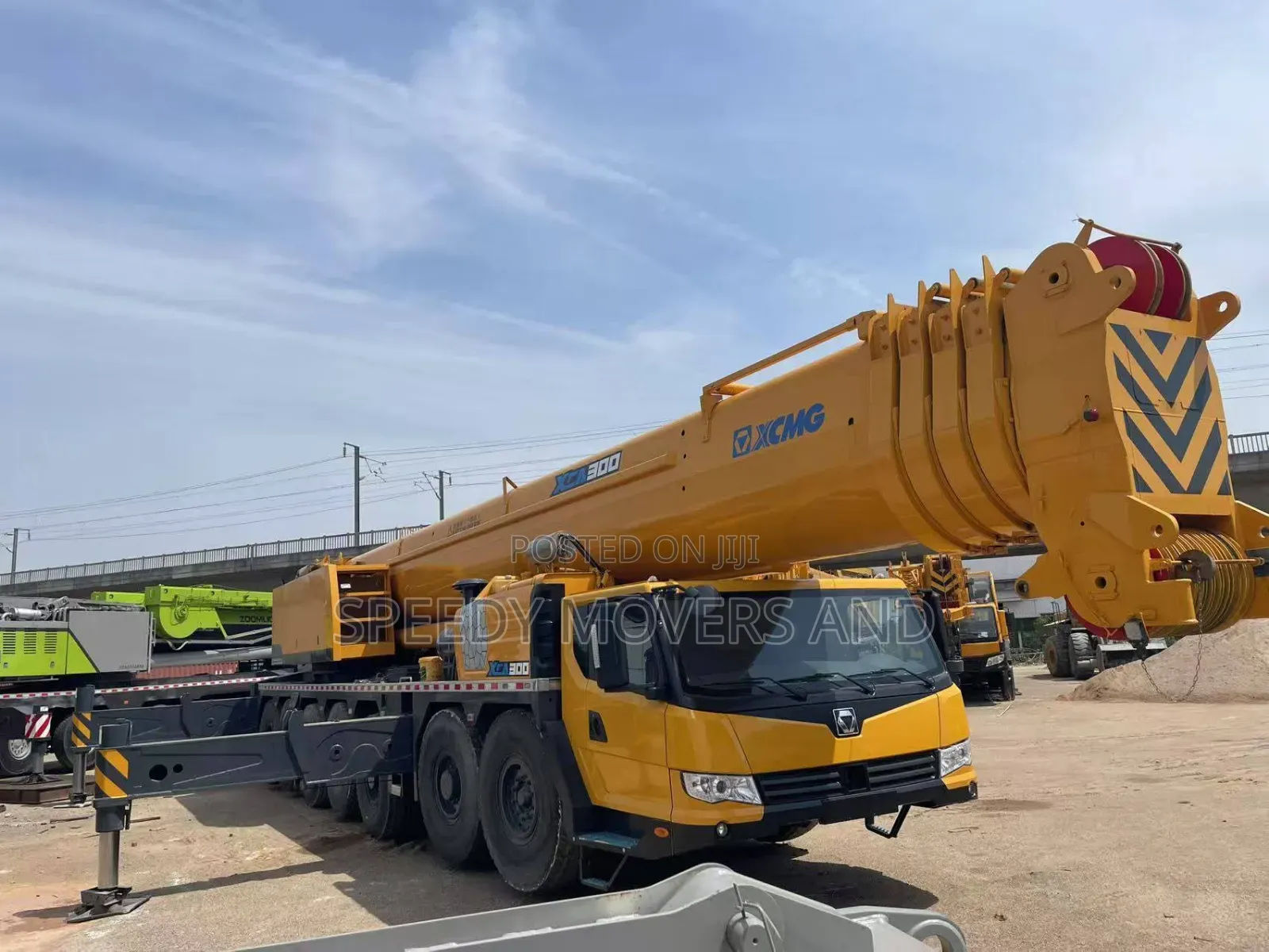 Crane for Heavy Lifting Services Is Available
