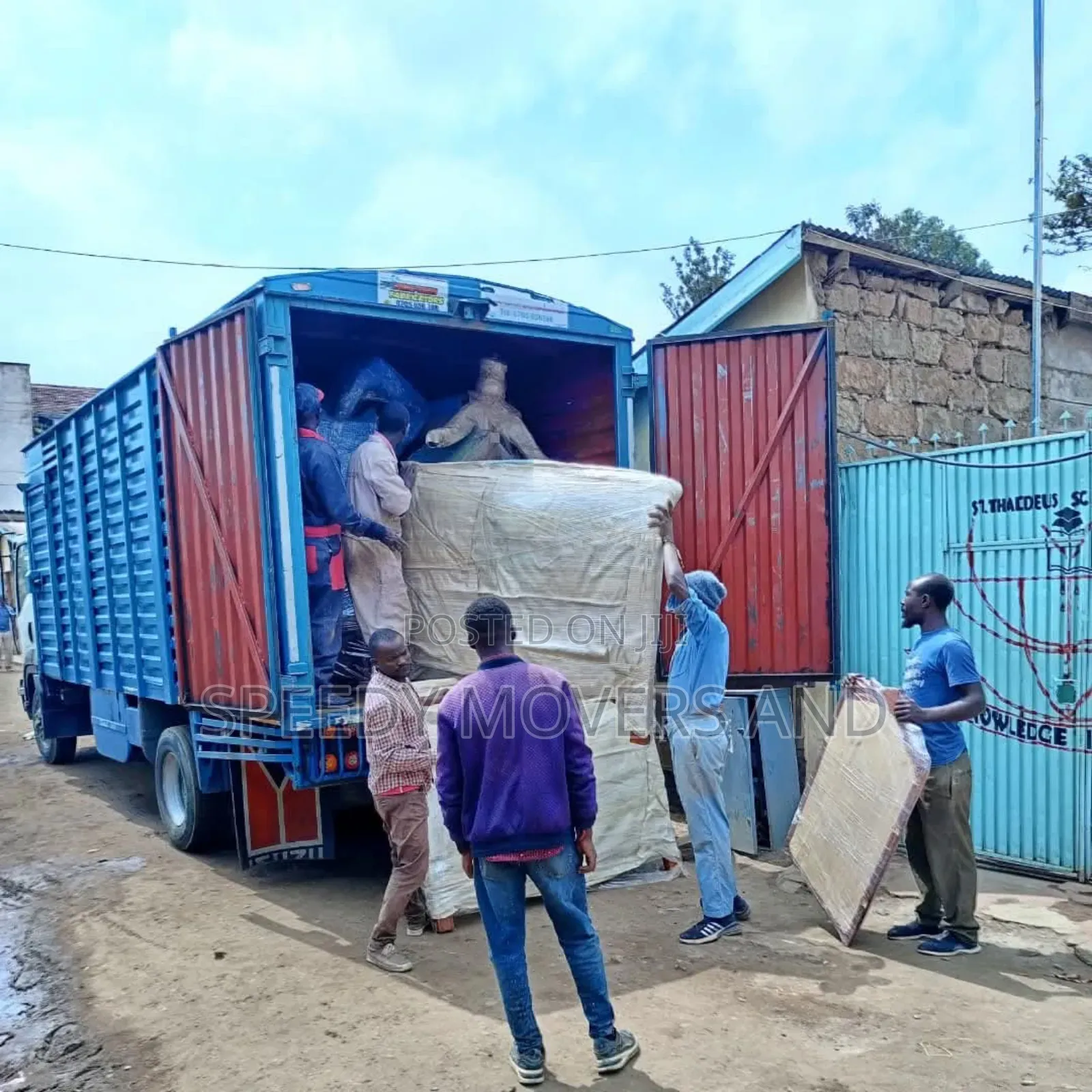 FRR/ Fh Truck for Logistic Needs at Hand