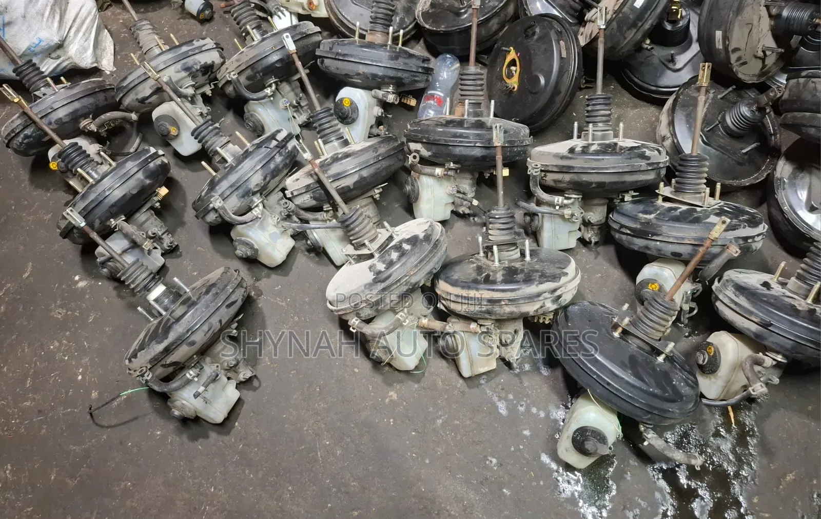 Brake Booster and Master Cylinder Landcruiser Prado J120