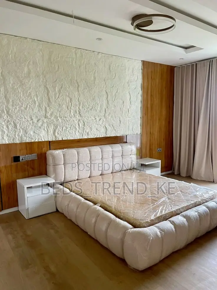 6 by 6 Ft Bubble Bed With Side Drawers