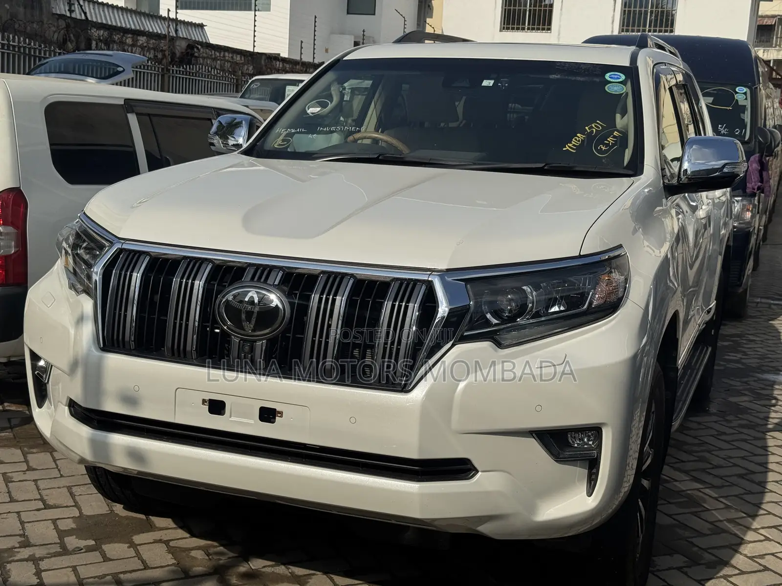 Toyota Land Cruiser Prado 2.8 2019 White