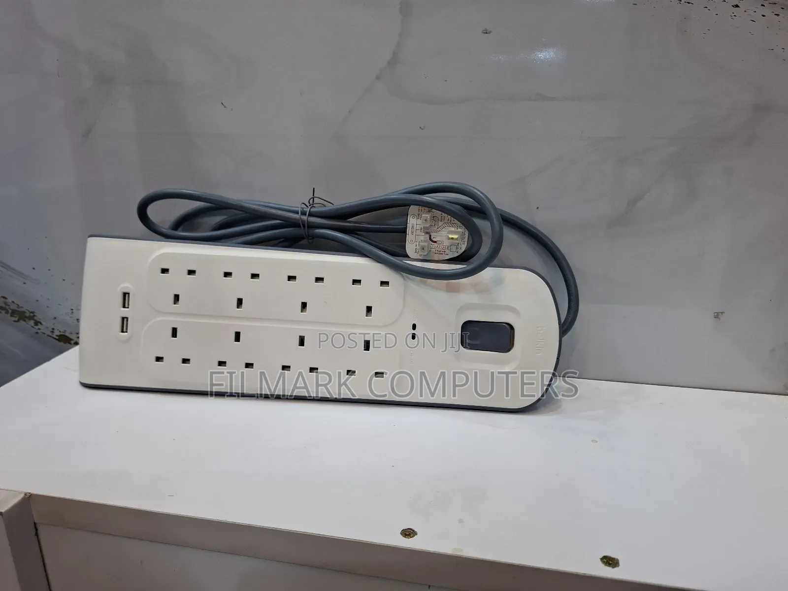 Belkin Surgeplus 8 Way Extension With Dual Usb Outputs