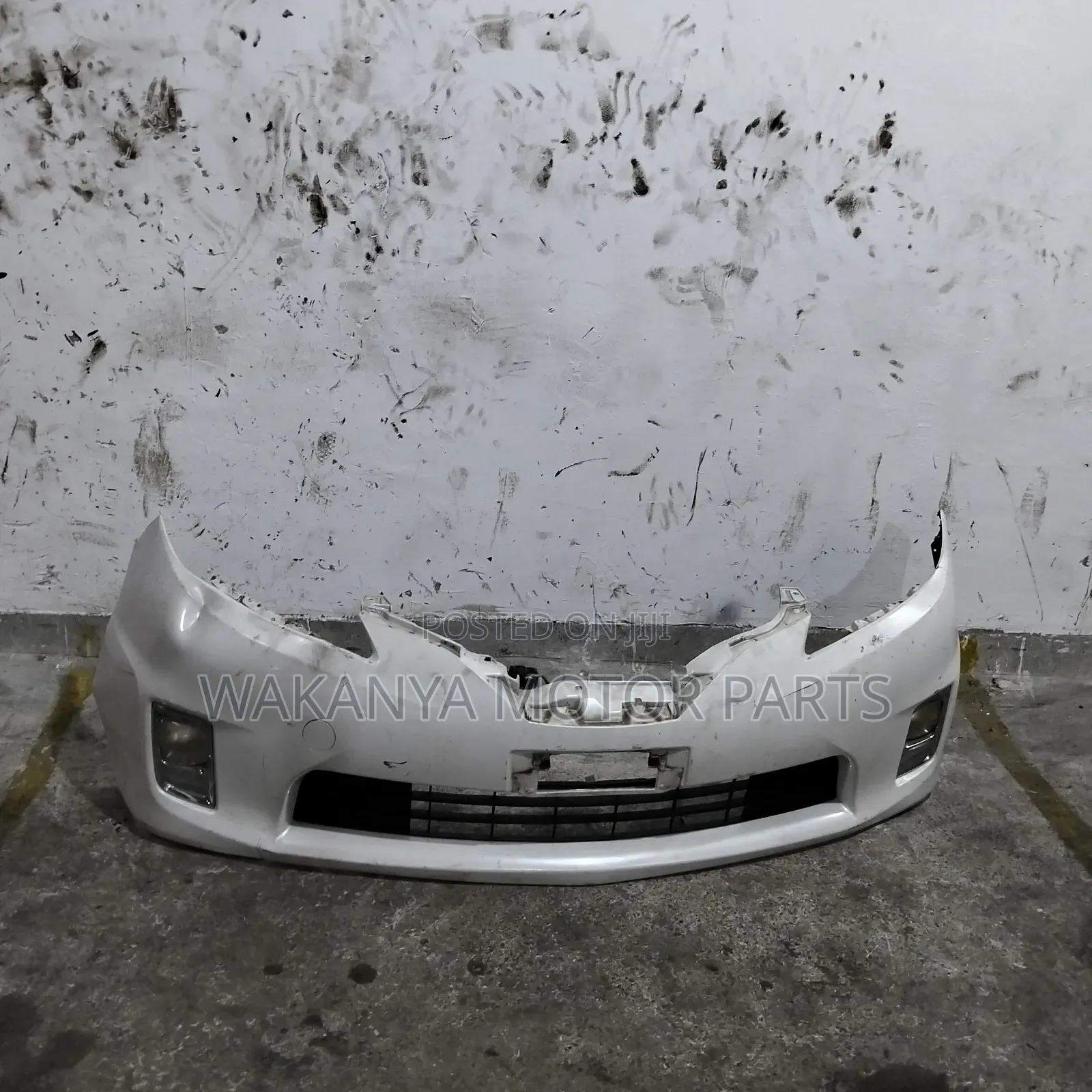 Toyota Estima Model 2008 Front Bumper Complete With Fogs