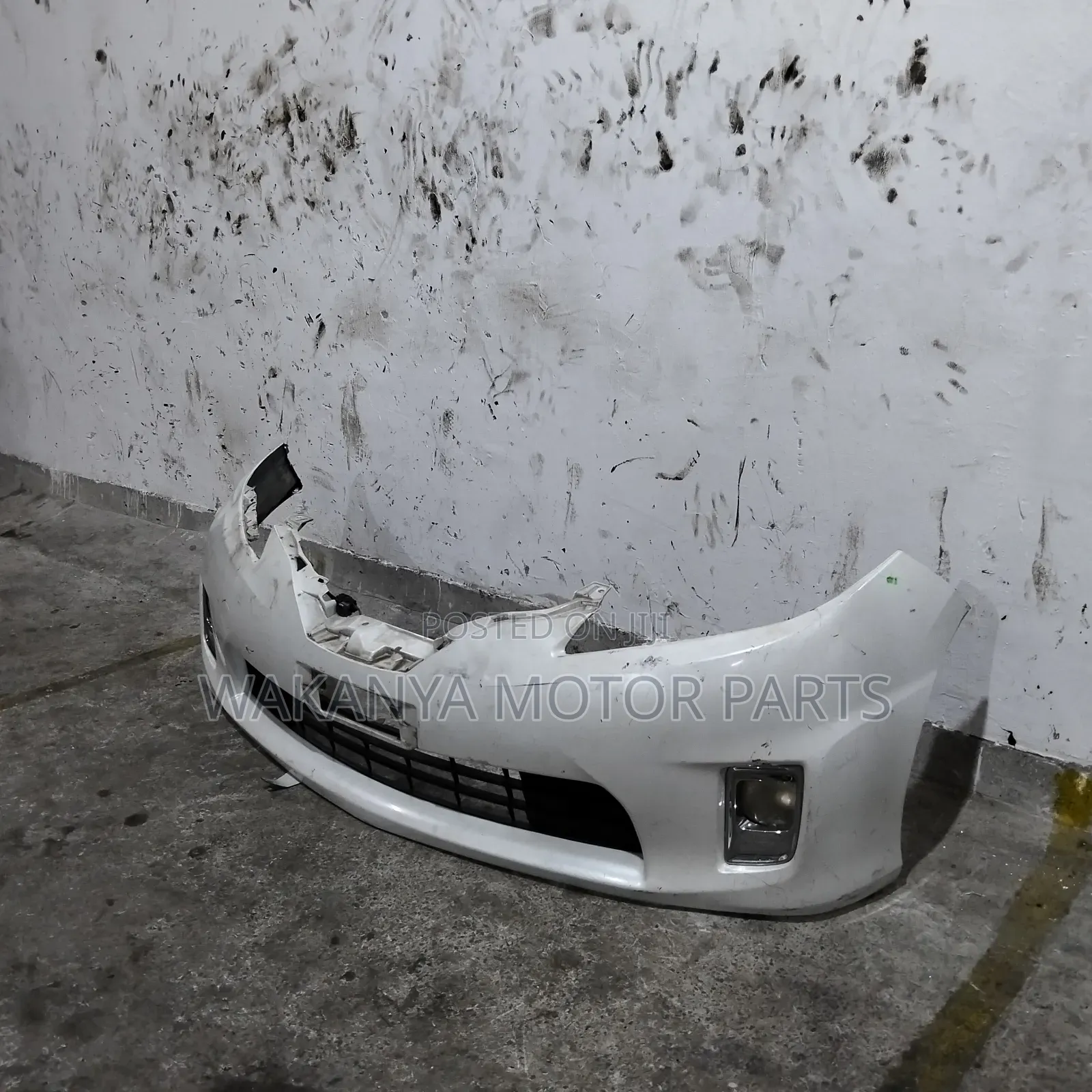 Toyota Estima Model 2008 Front Bumper Complete With Fogs