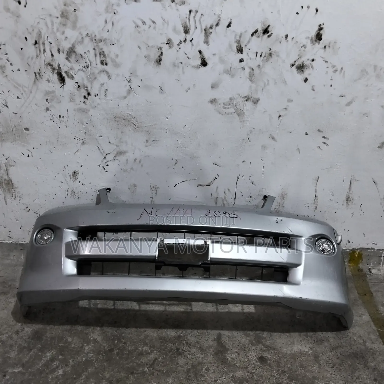 Toyota Noah Model 2005 Front Bumper Complete With Fogs