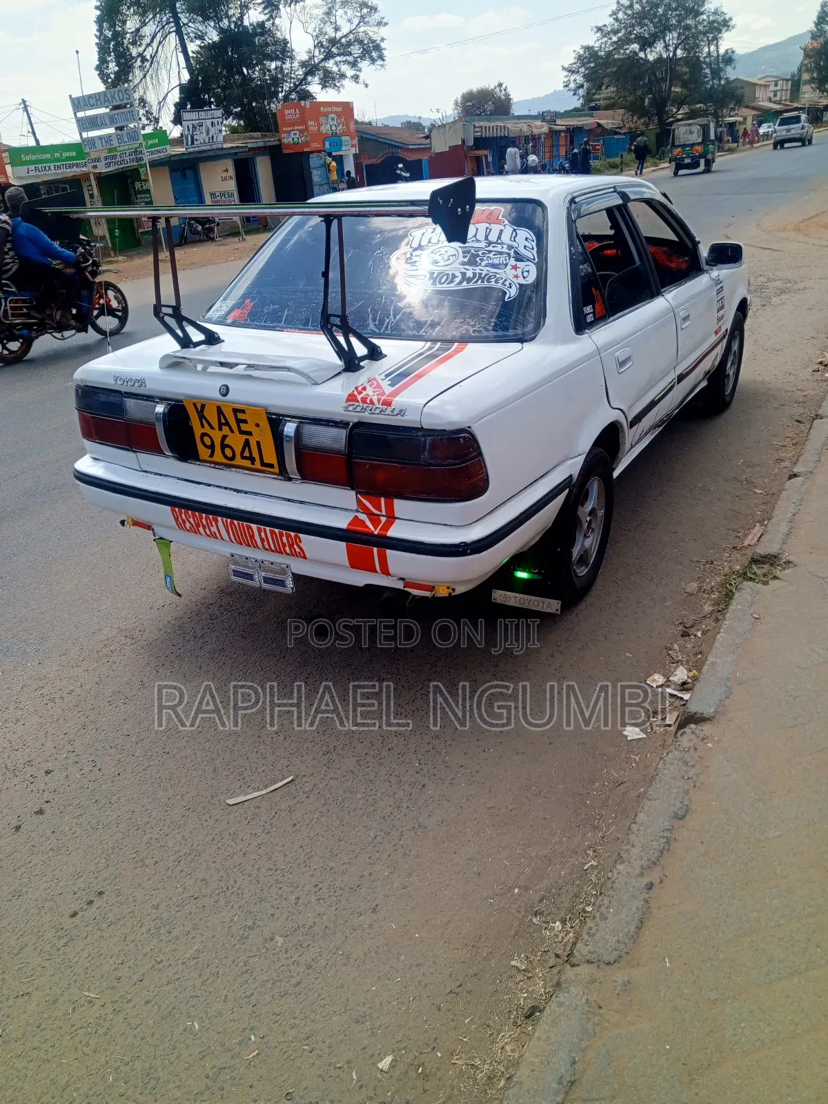 Toyota Corolla 1996 White
