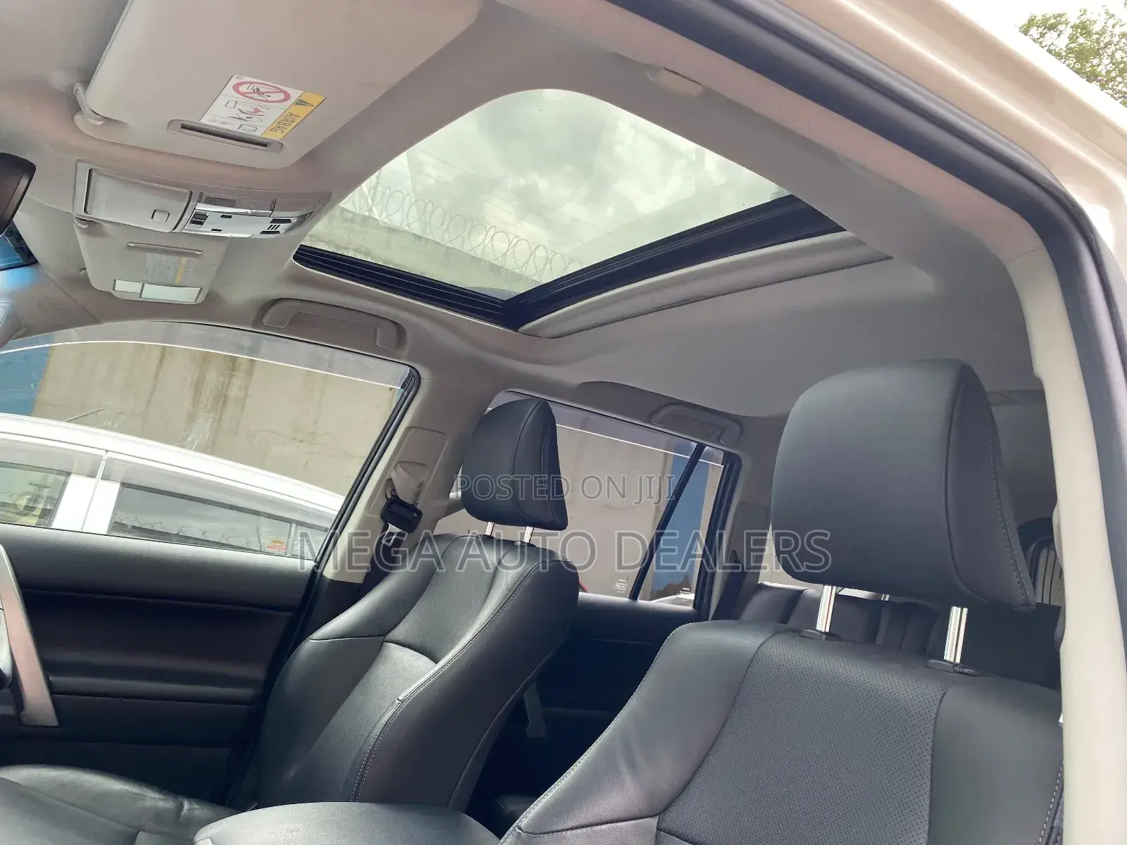 Toyota Land Cruiser Prado 2018 White