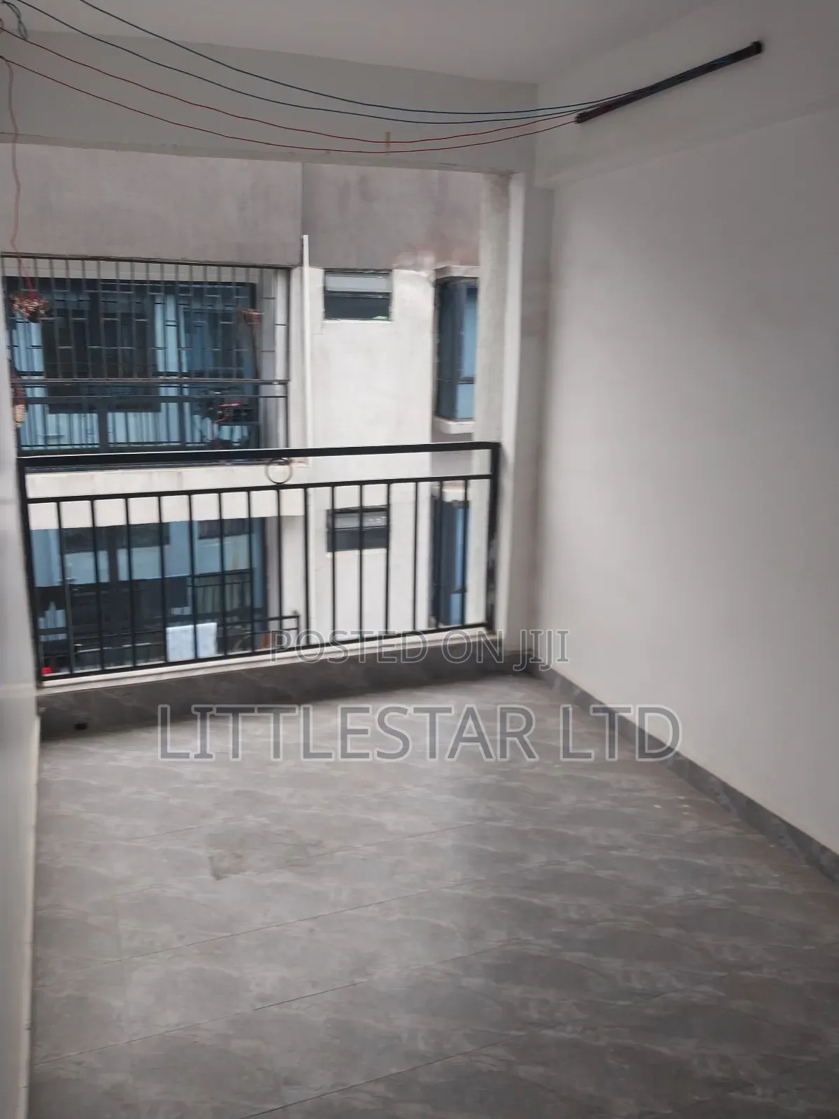 2bdrm Apartment in Royal Garden, Hurlingham for rent