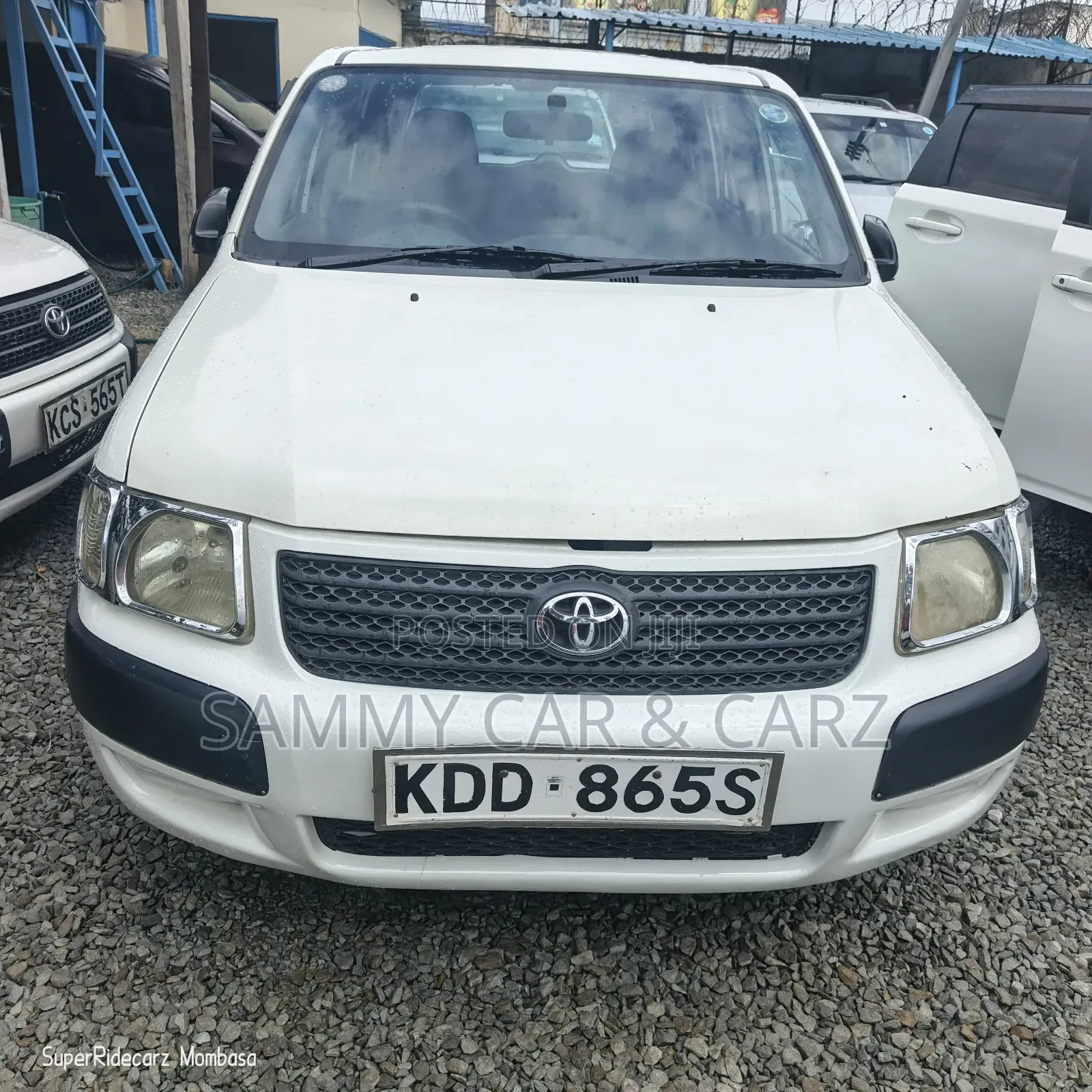 Toyota Succeed SV Premium 2014 White