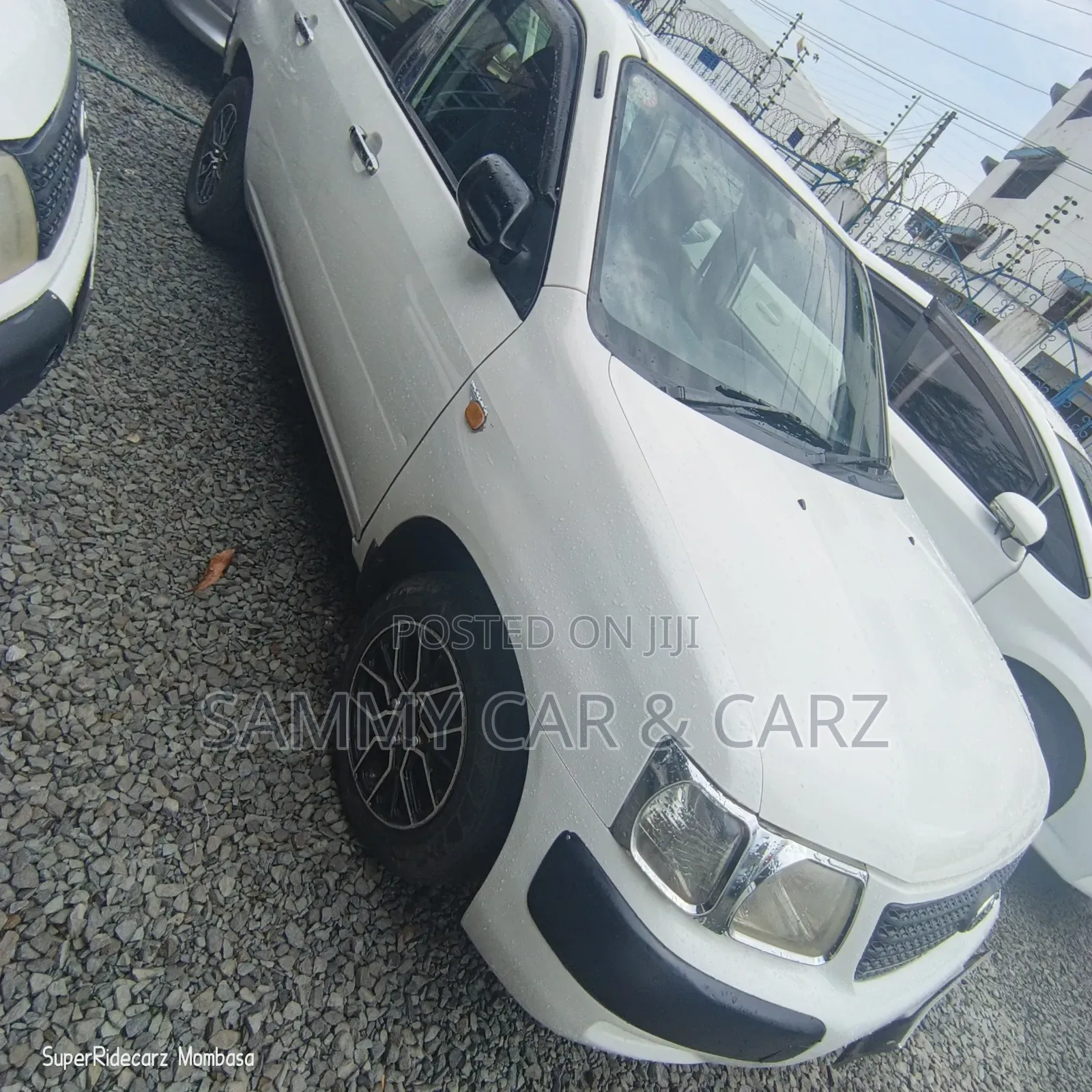 Toyota Succeed SV Premium 2014 White