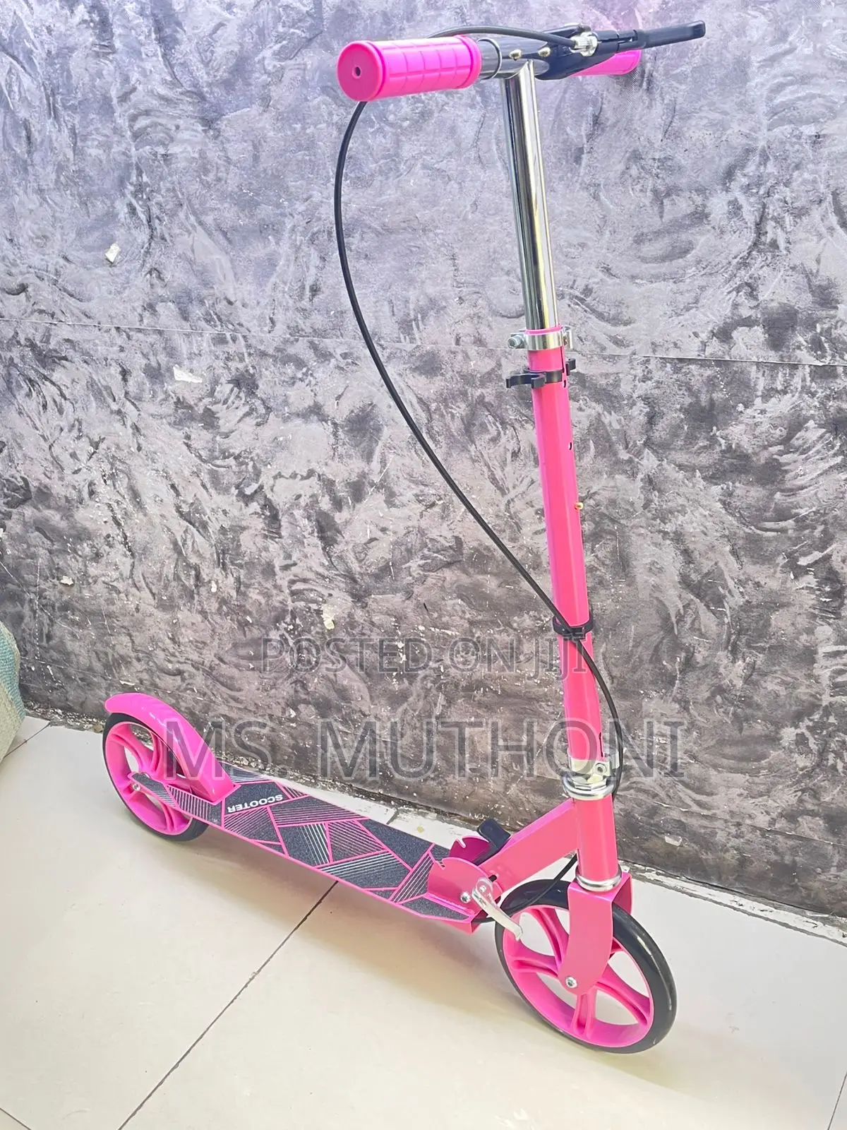 Teenagers / Kids Foldable Metallic Scooter Hand Brake