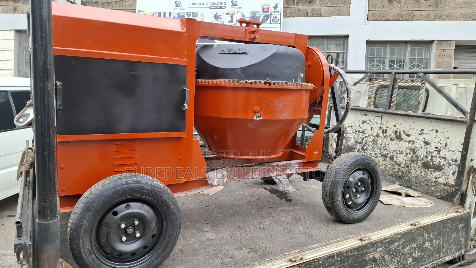 Titan Concrete Mixer--8hp Diesel Engine,500ltr Drum Capacity