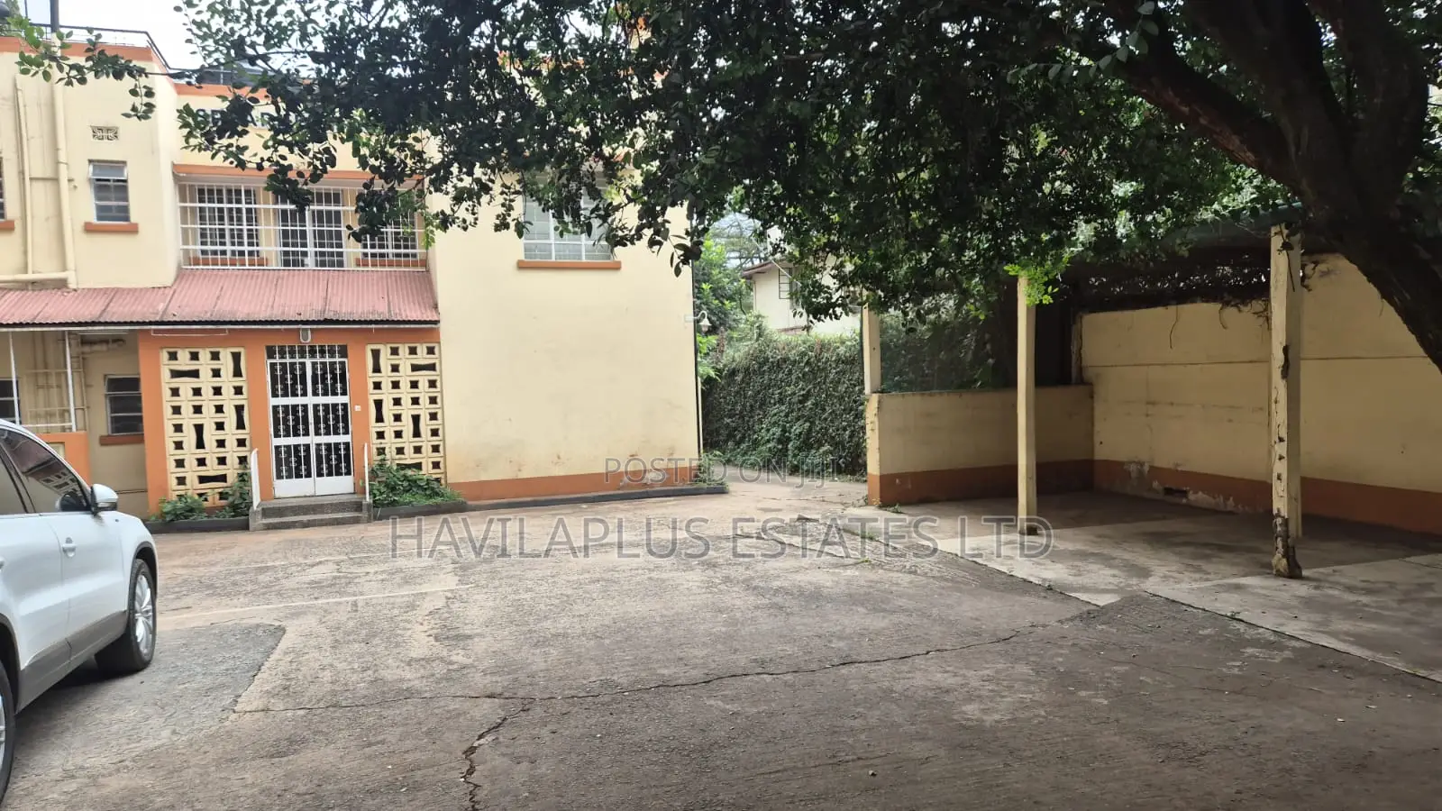 0.1359 Ha Prime Land for Sale-Parklands /Kes 175m