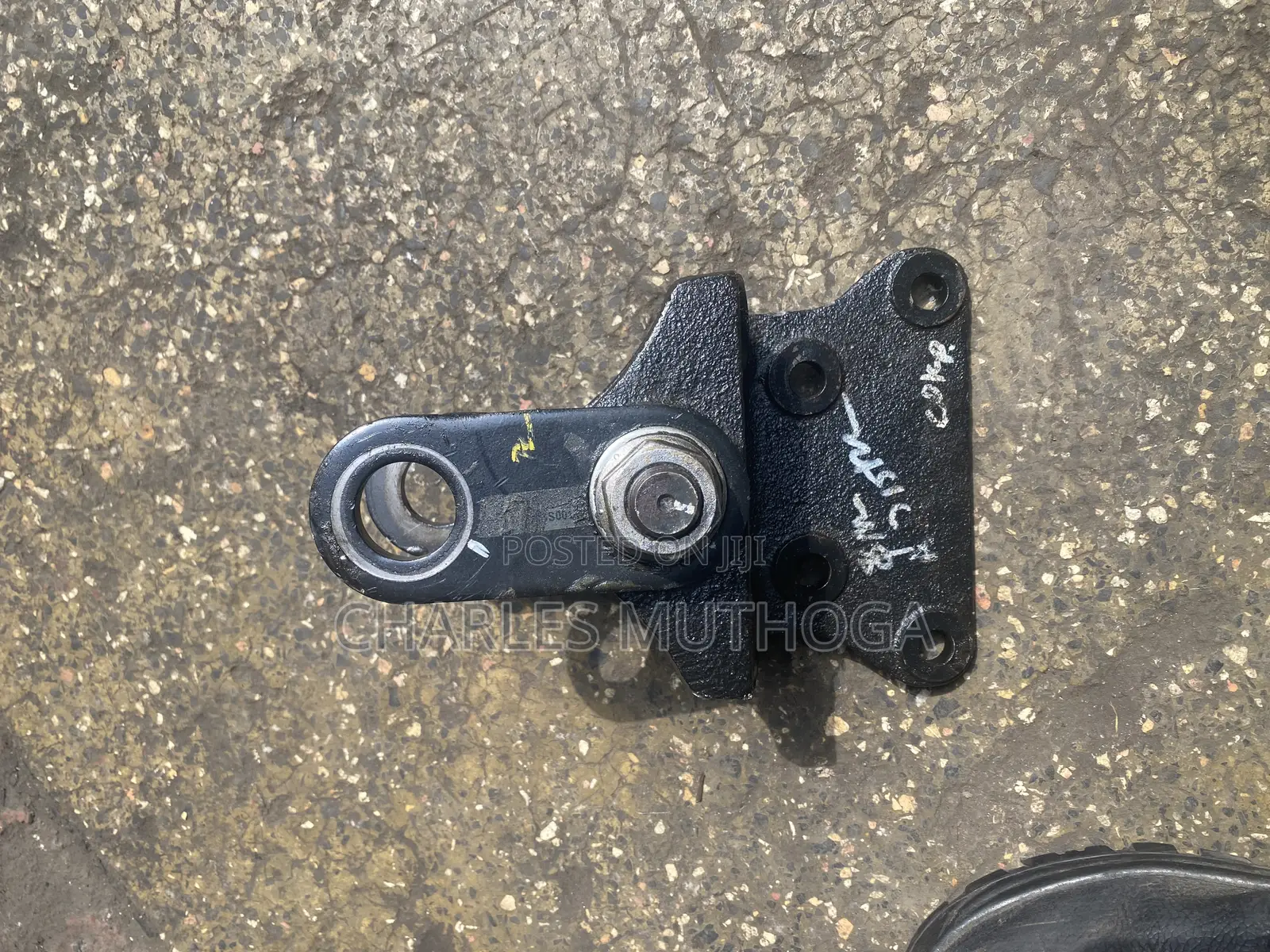 Fuso Fi Front Rear Hanger