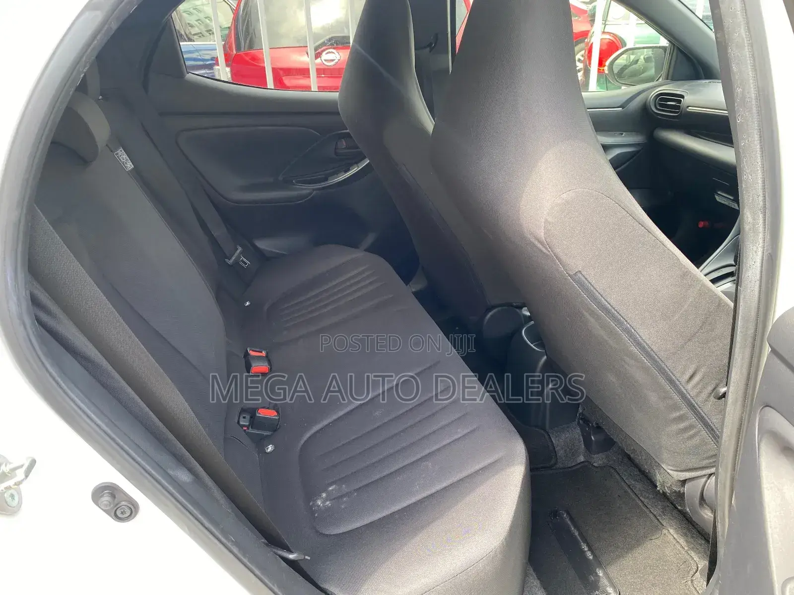 Toyota Yaris 2018 White