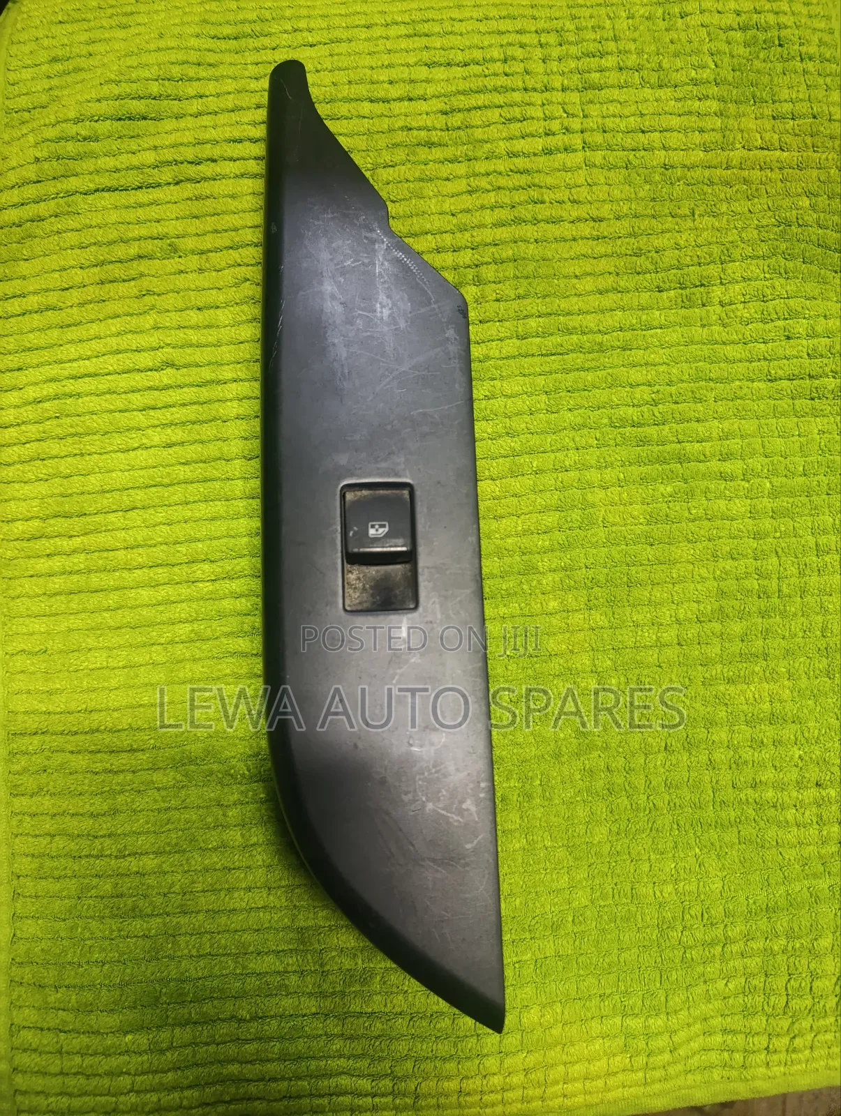 Single Switch For Toyota Hilux Revo