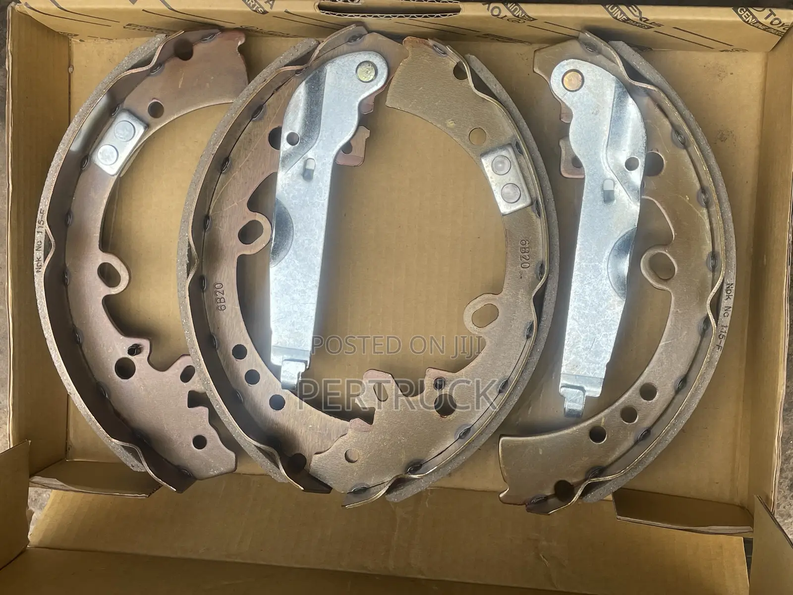 04495-0k070 Toyota Hilux-Kun25,Toyota Fortuner Brake Linning