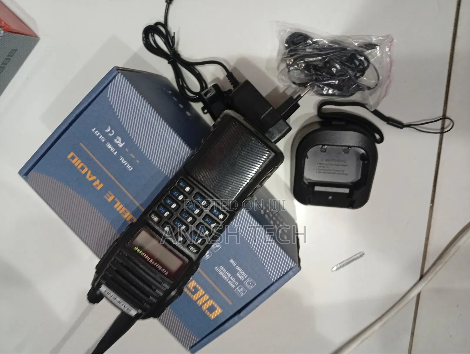 Baofeng Uv-82 Two Way 10 Km Radio Walkie Talkie - 1 Piece