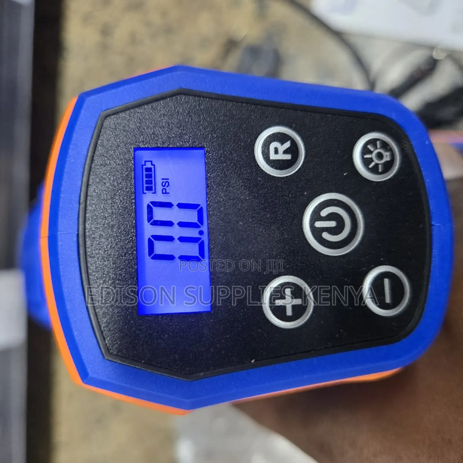 21v Cordless Auto Air Compressor Portable Tire Inflator