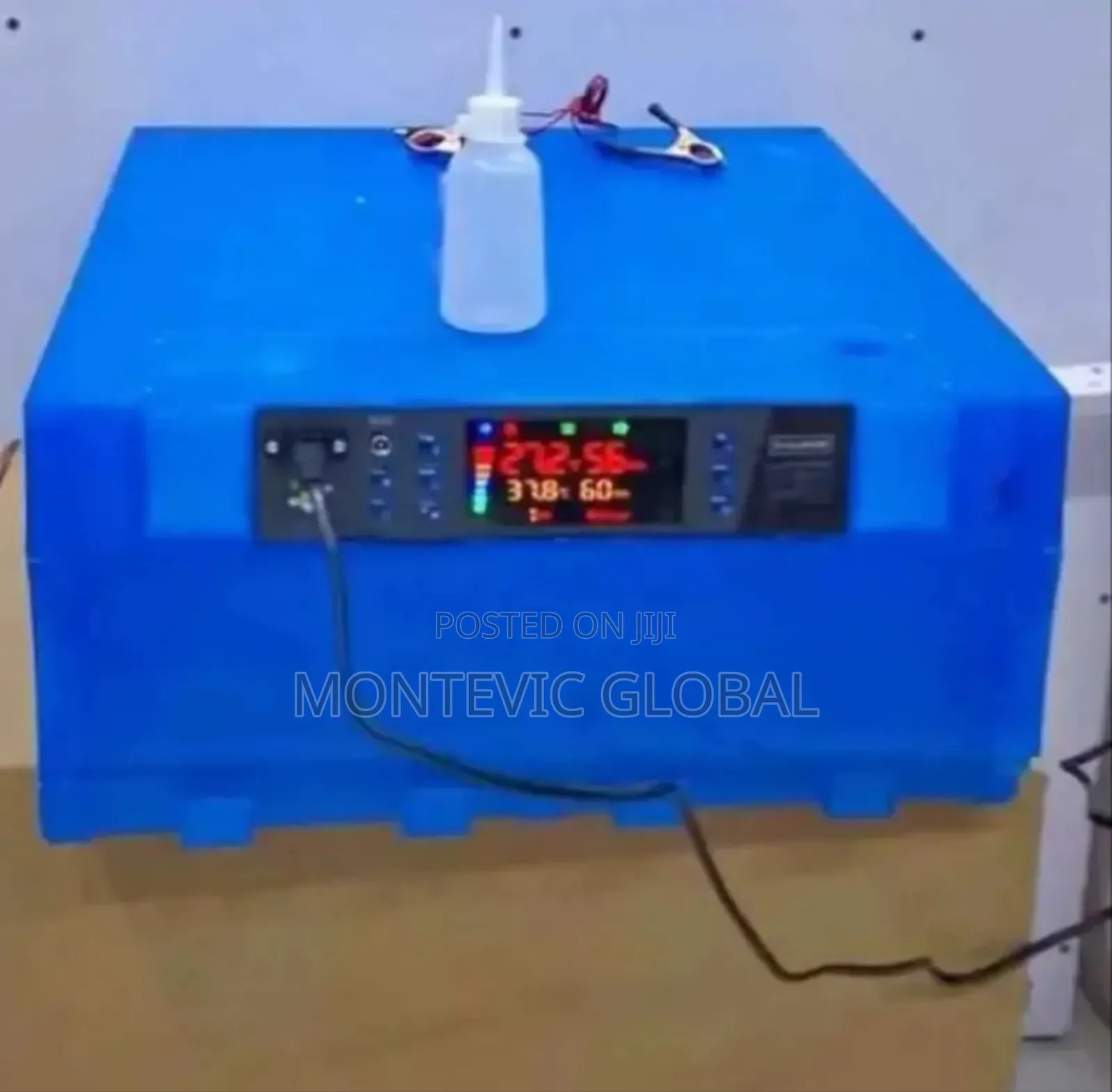 Fully Automatic 64eggs Incubator Ac Dc Power