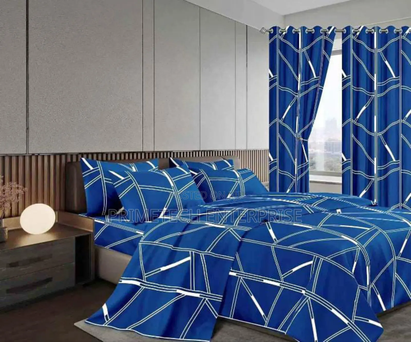 Quality 7pc Duvet Set Including Curtain