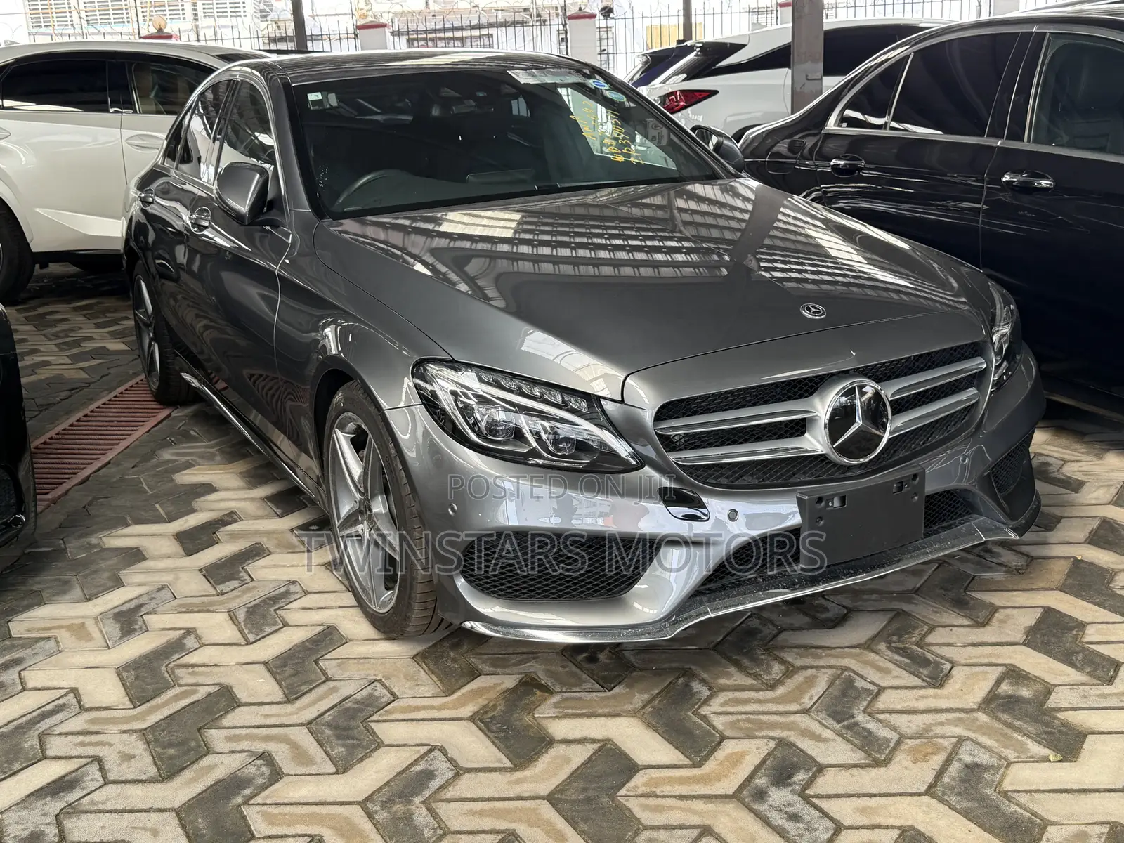 Mercedes-Benz C200 2018 Gray