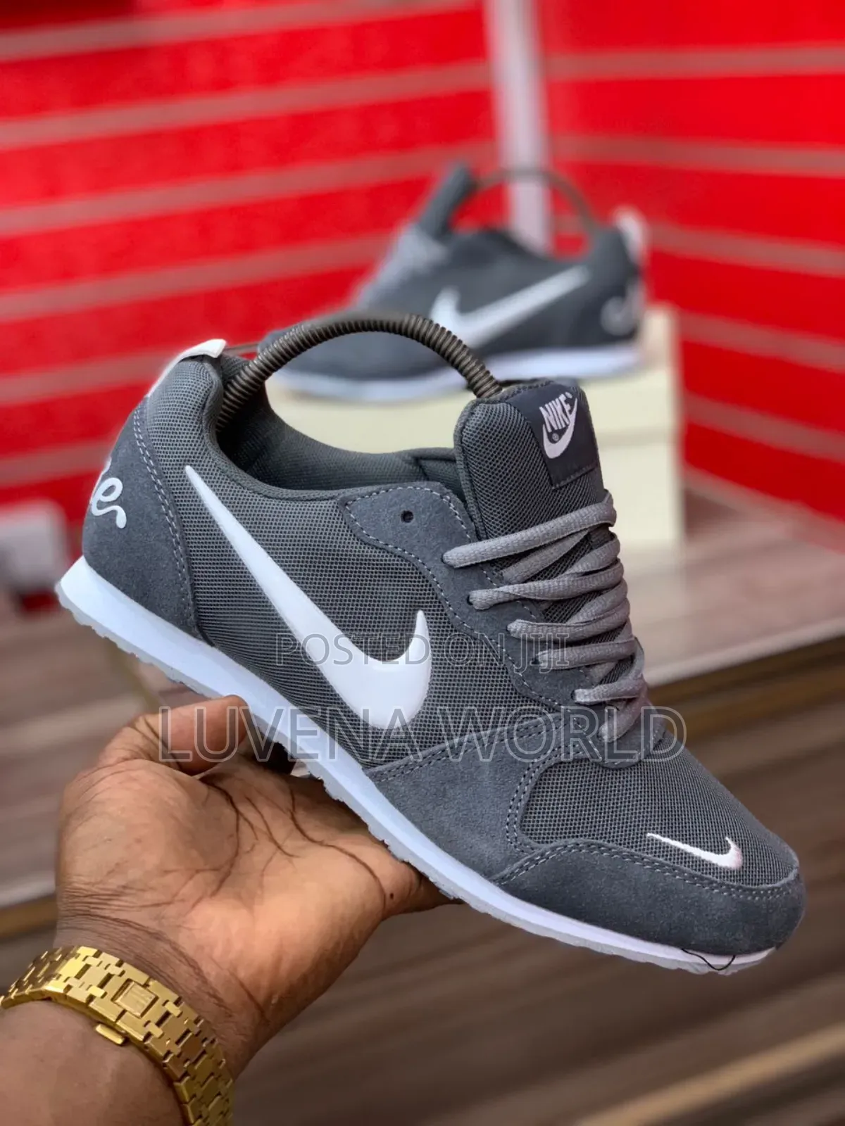 Light Night Sneakers