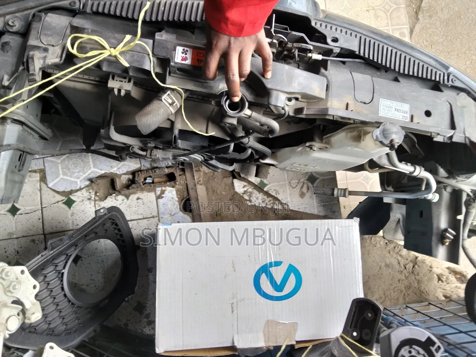 Mazda Demio 2012 (Sky Active) Nosecut