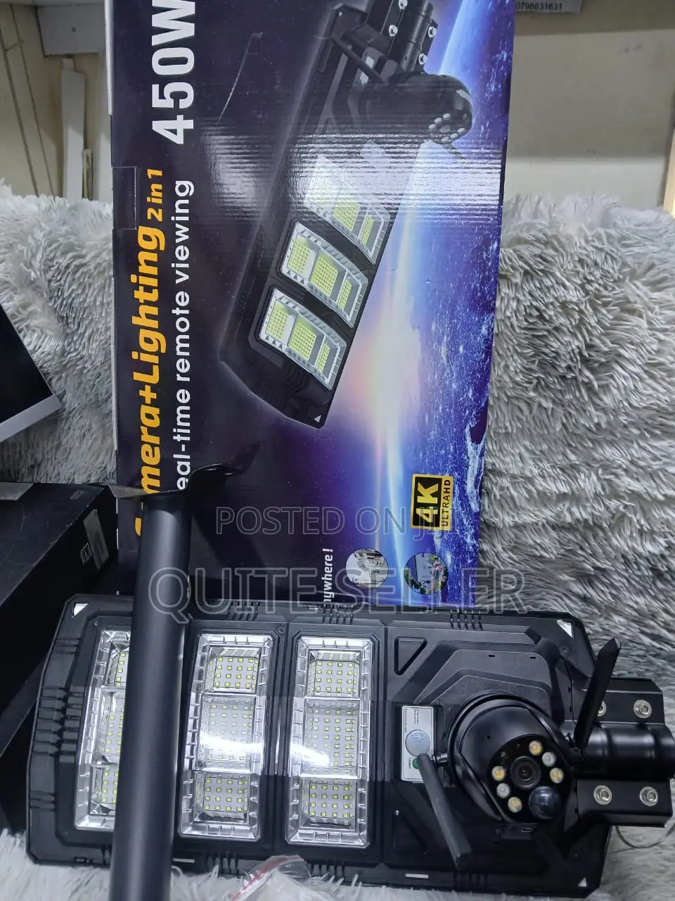 Solar Street Light450w+V380pro 4g CCTV Camera Weather Proof