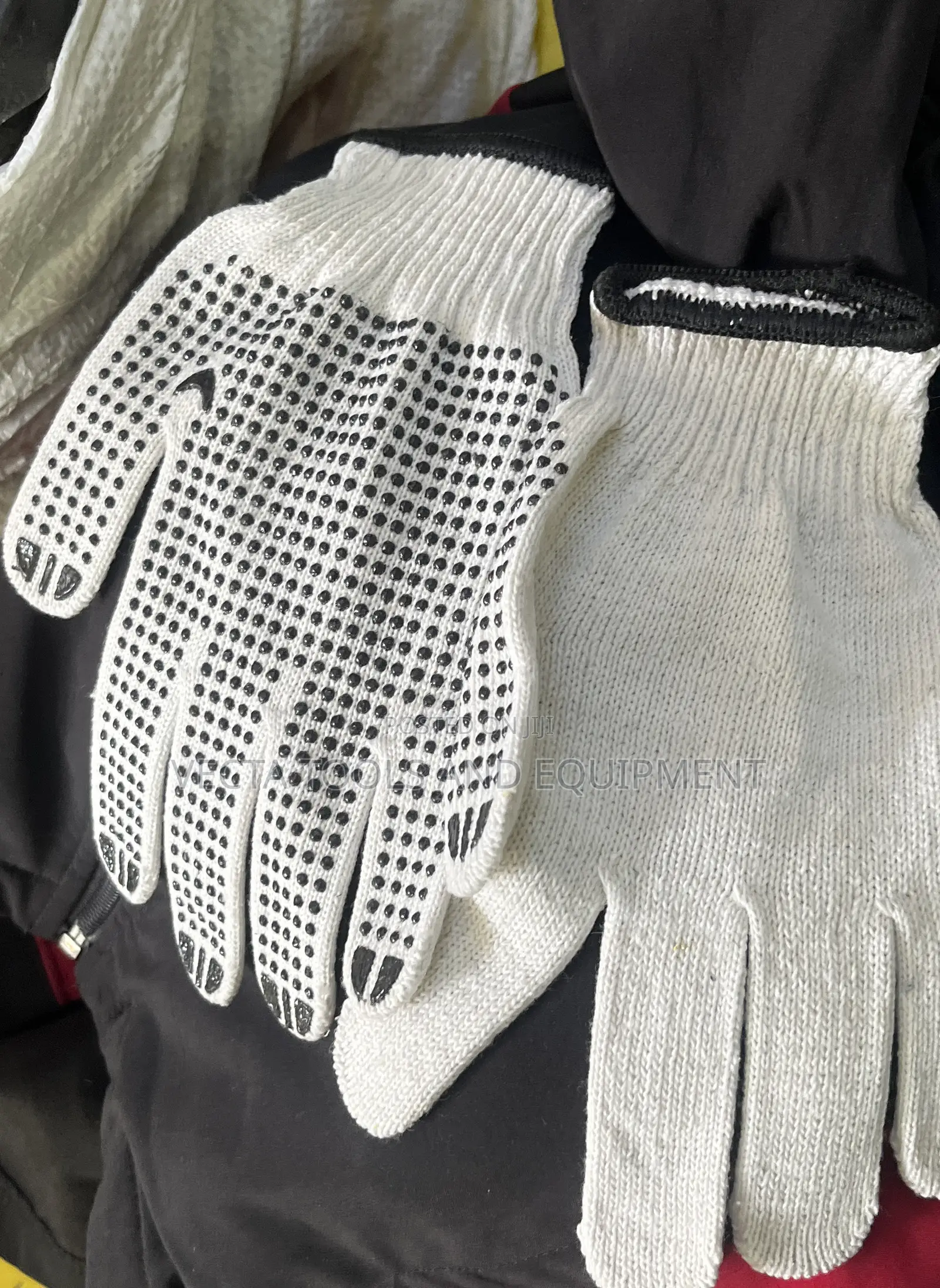 Cotton Dotted Gloves