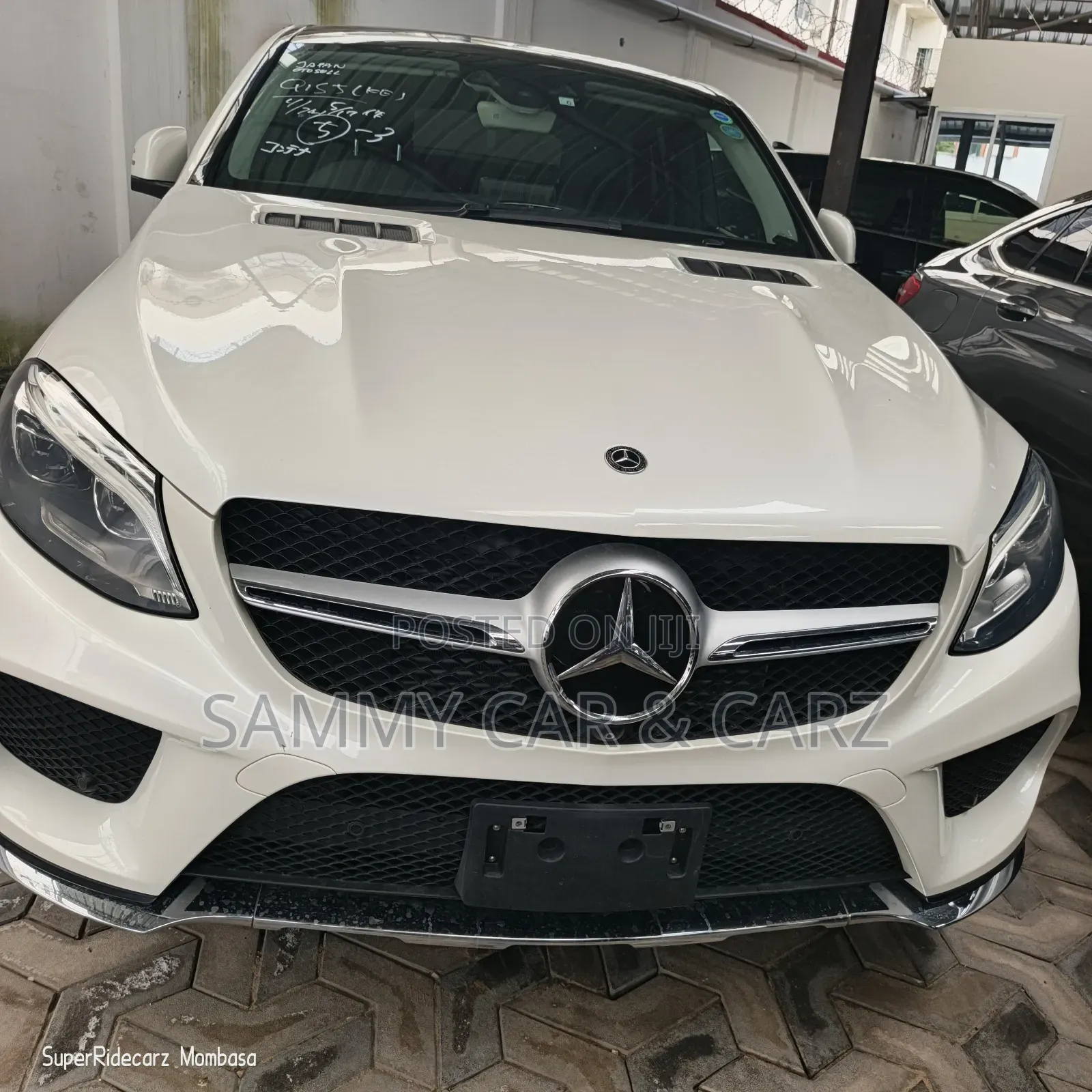 Mercedes-Benz GLE-Class GLE 350d 4MATIC 2018 White