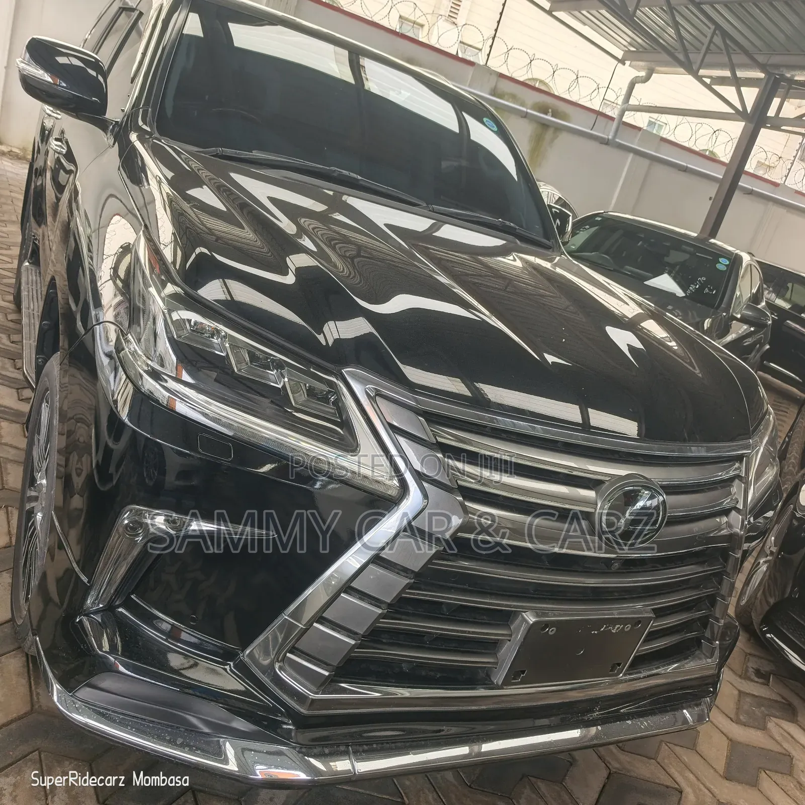 Lexus LX 570 AWD 2017 Black