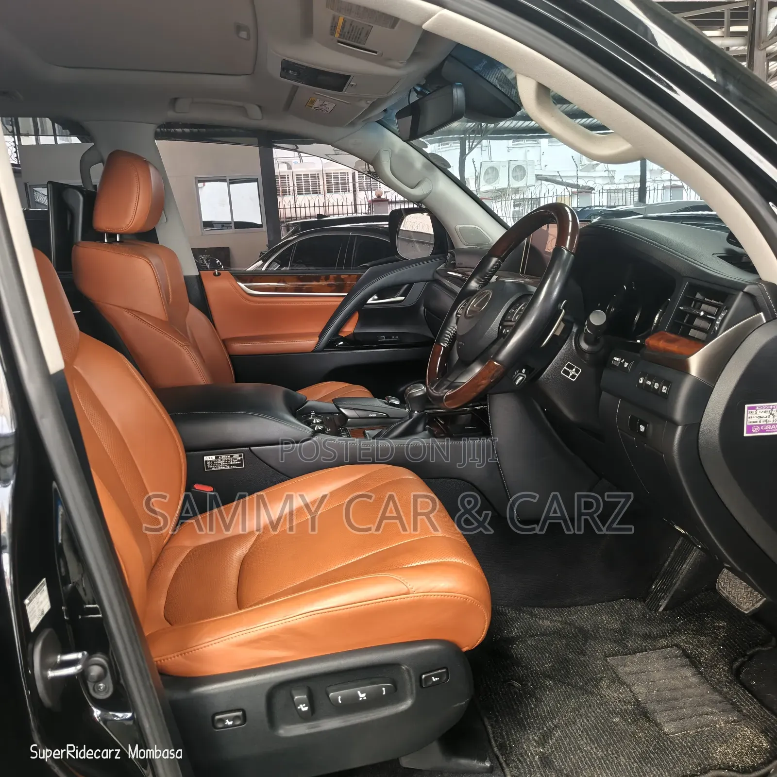 Lexus LX 570 AWD 2017 Black