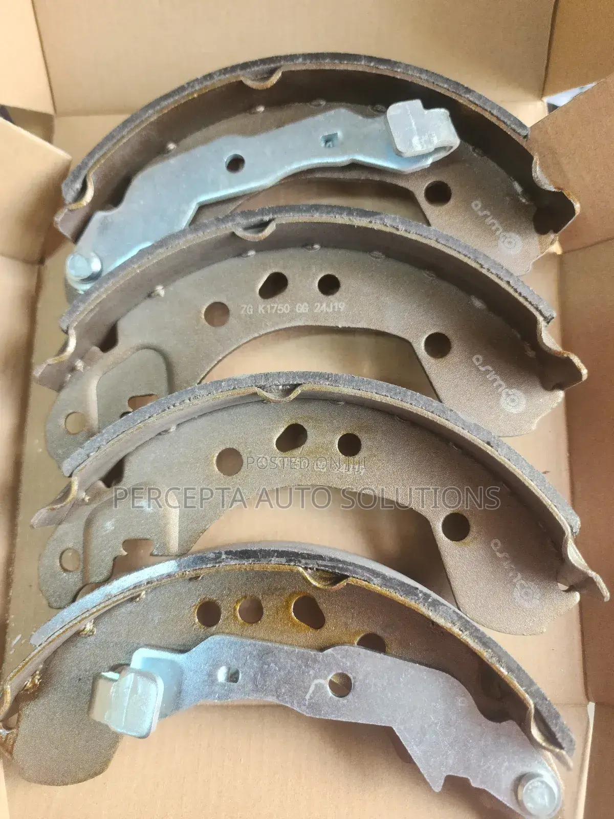 Nissan Note E12, March , Almera N17 Brake Shoe/Lining 