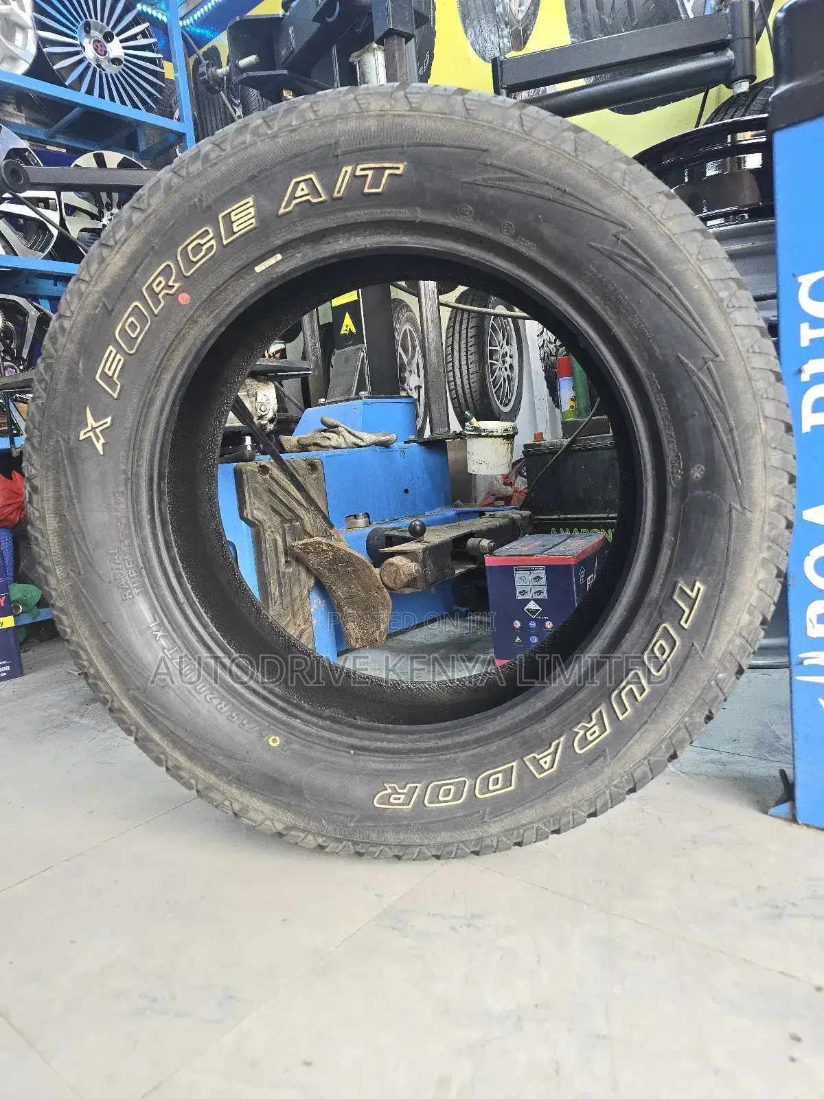 275/55r20 Tourador All Terrain Tire
