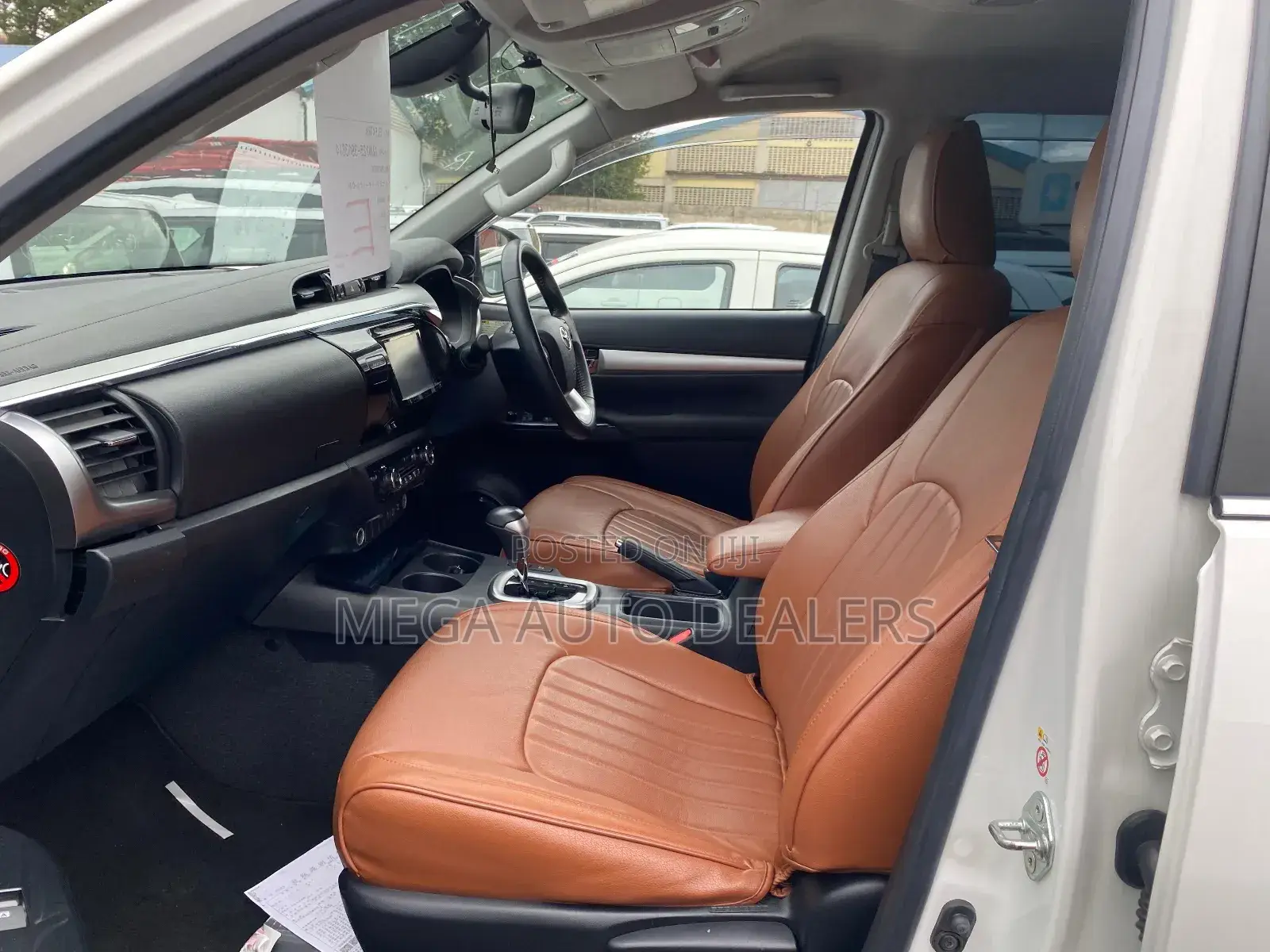 Toyota Hilux 2018 White