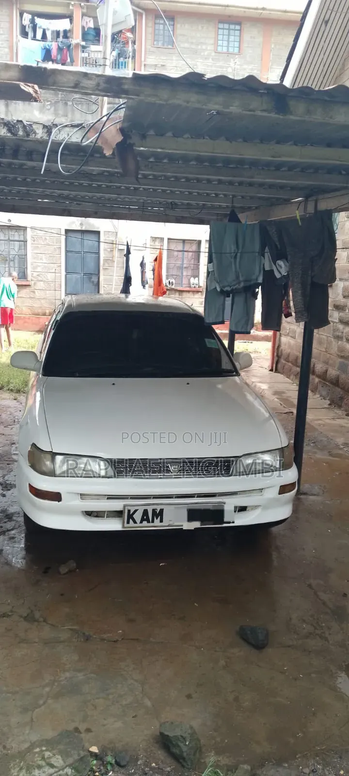 Toyota Corolla 1997 White