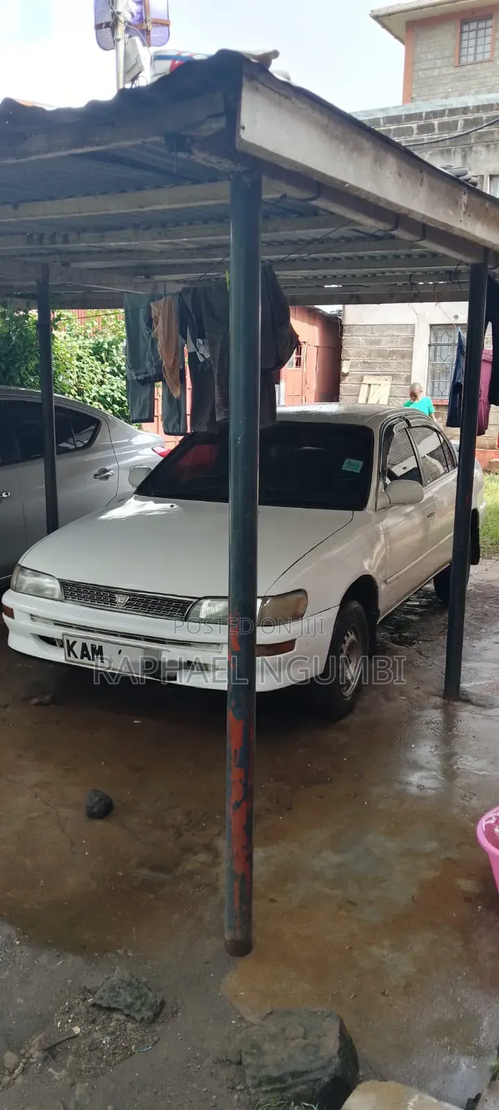 Toyota Corolla 1997 White