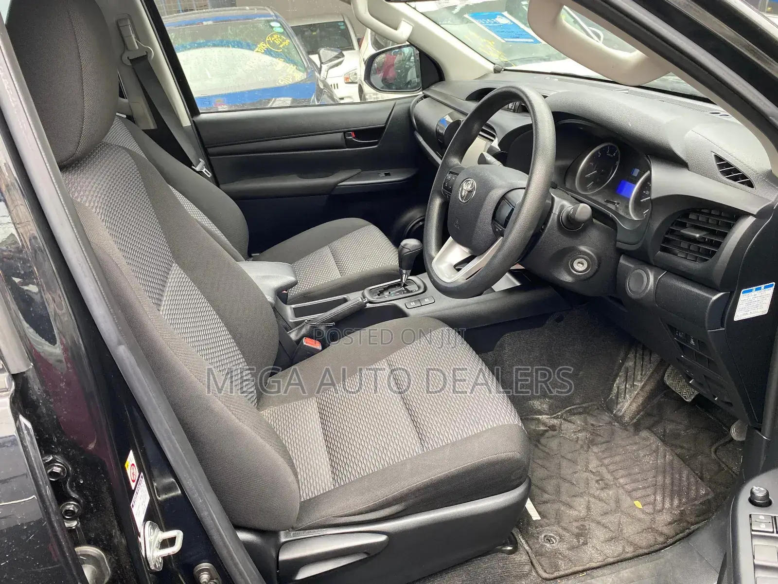 Toyota Hilux 2019 Black